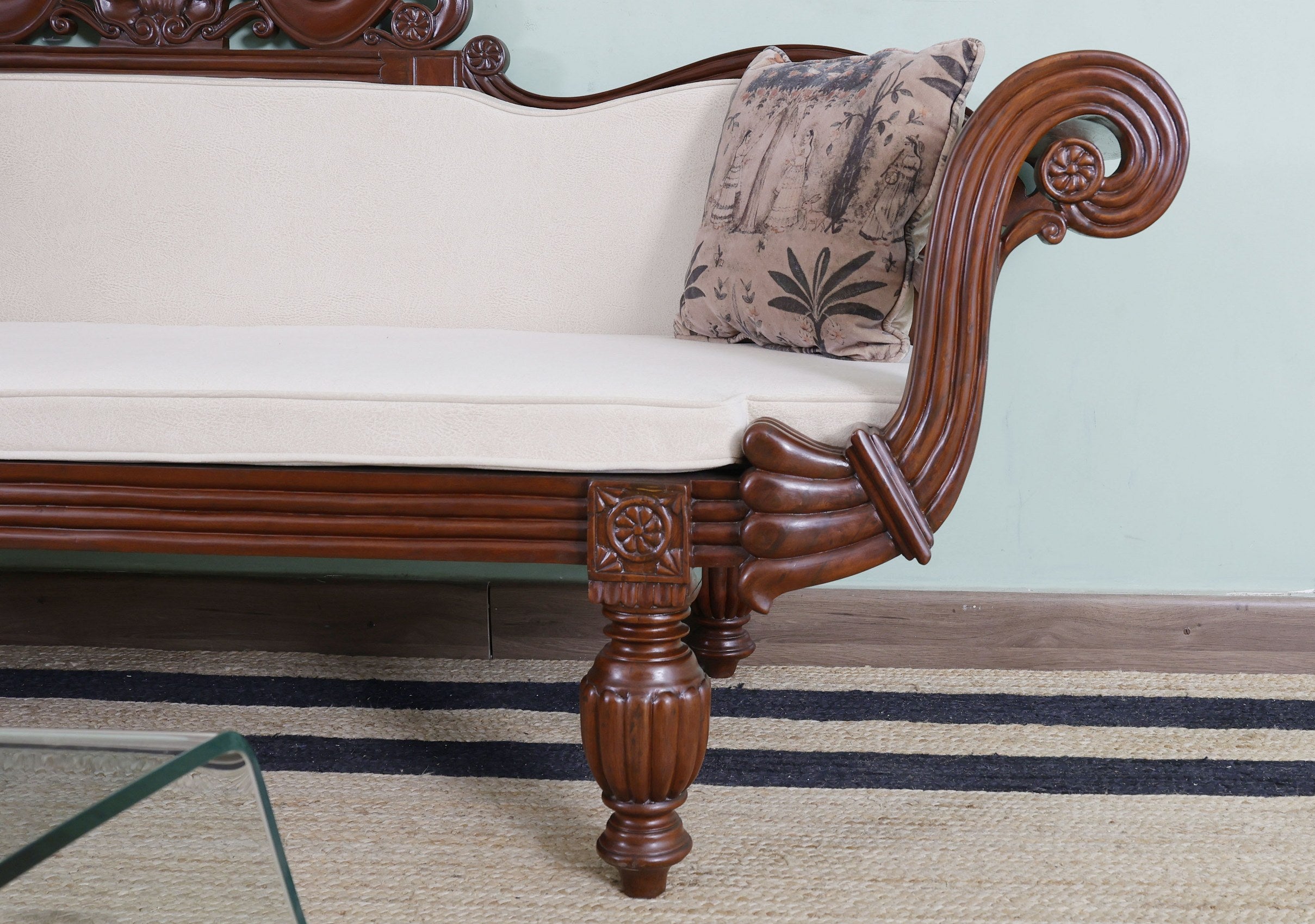 Tatham Divan