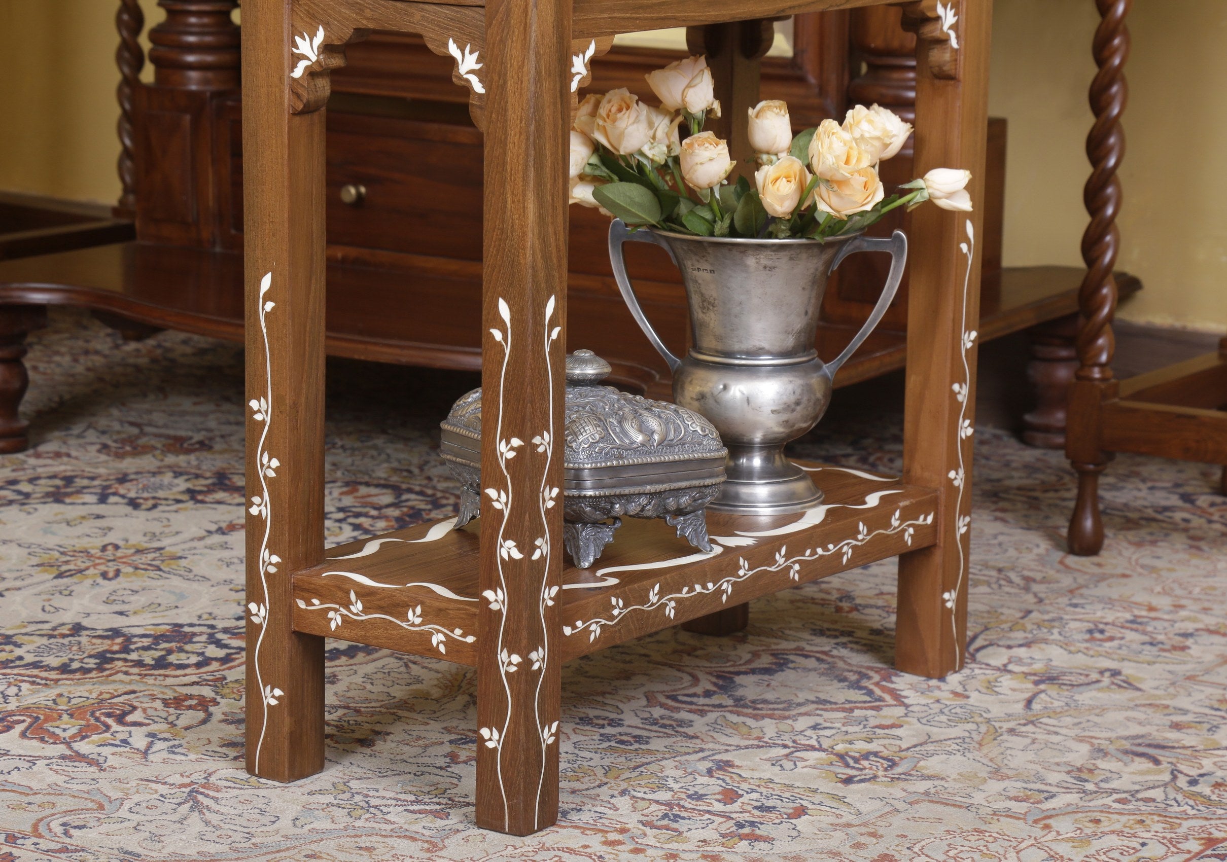 Vine Table