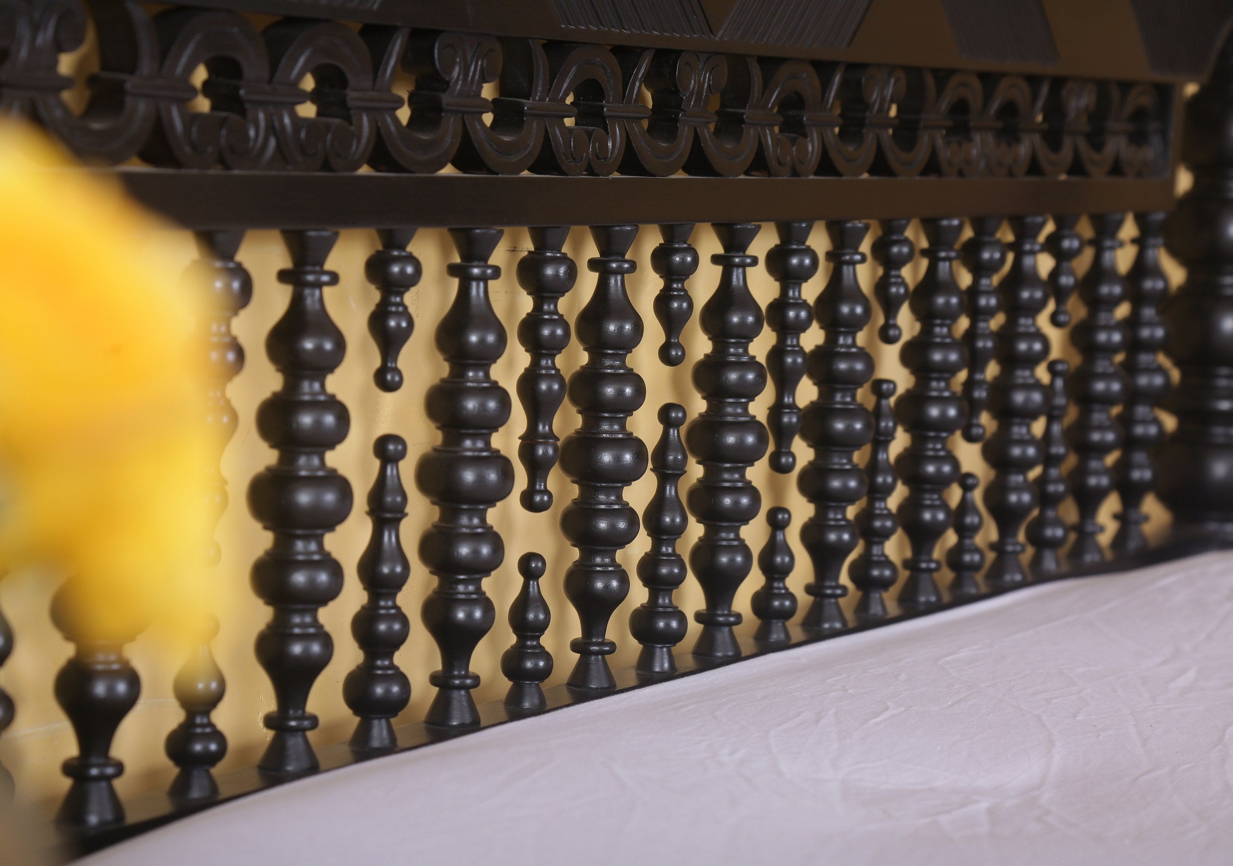Roxwell Bed