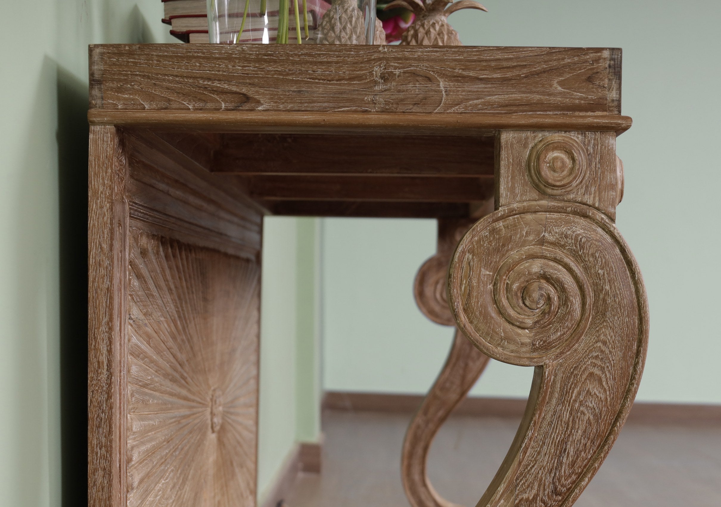 Arthur Console Table