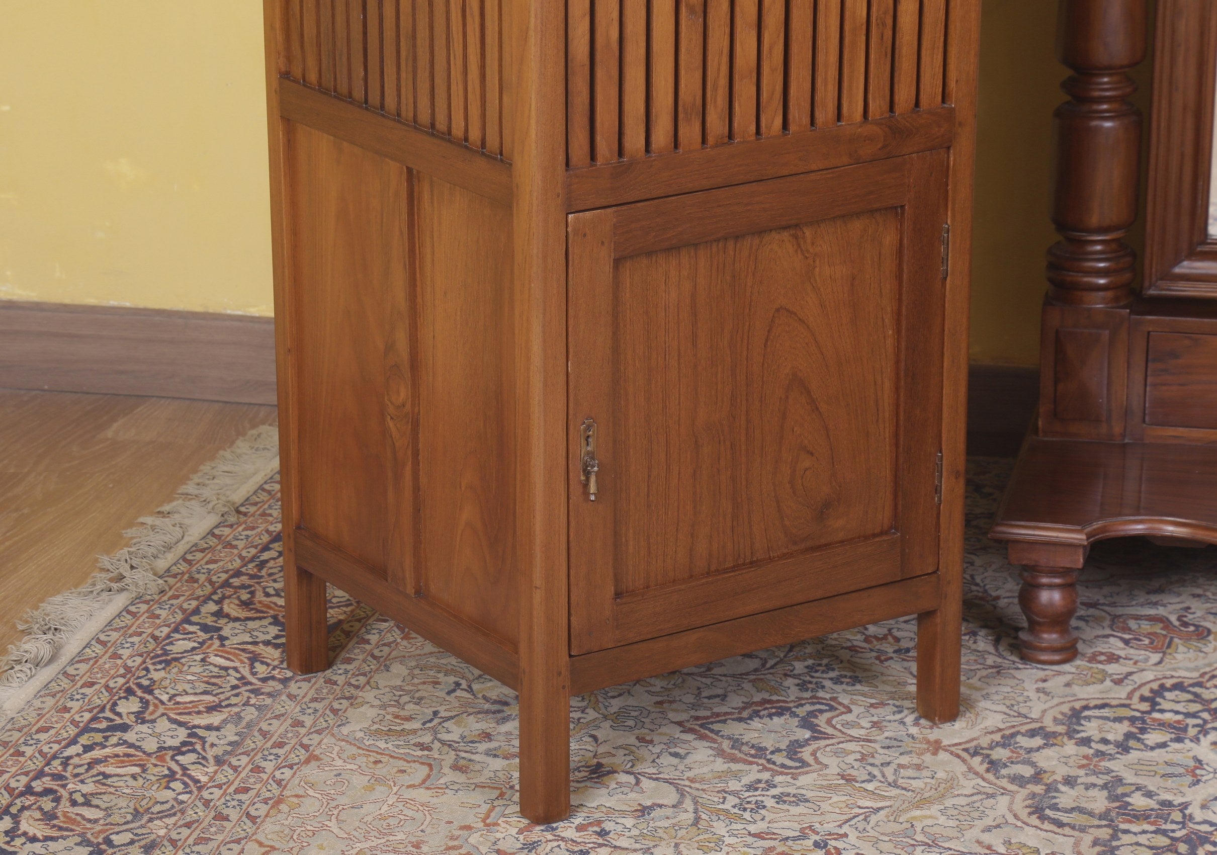 Francis Antique Laundry Box