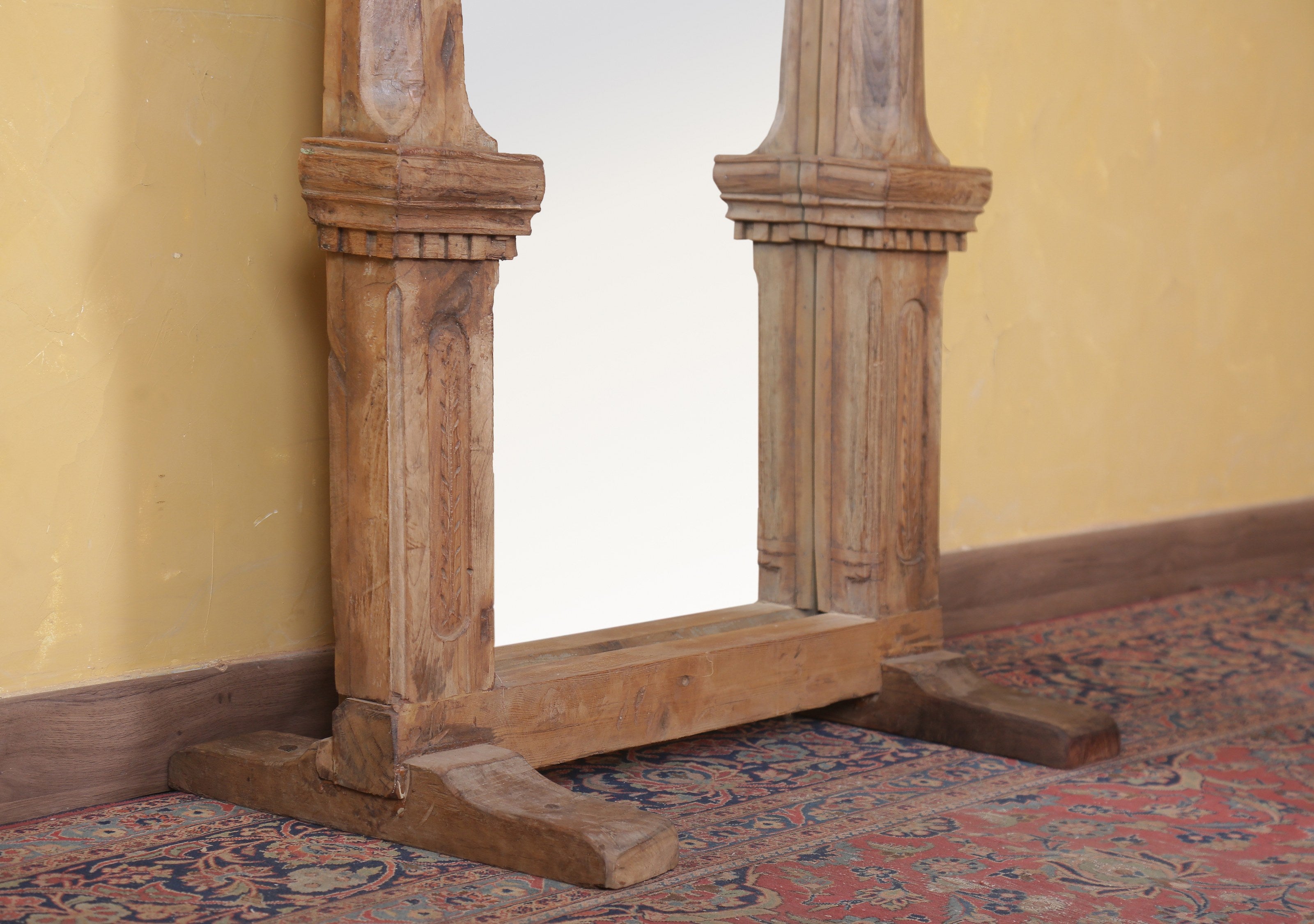 Albury Antique Free Standing Mirror