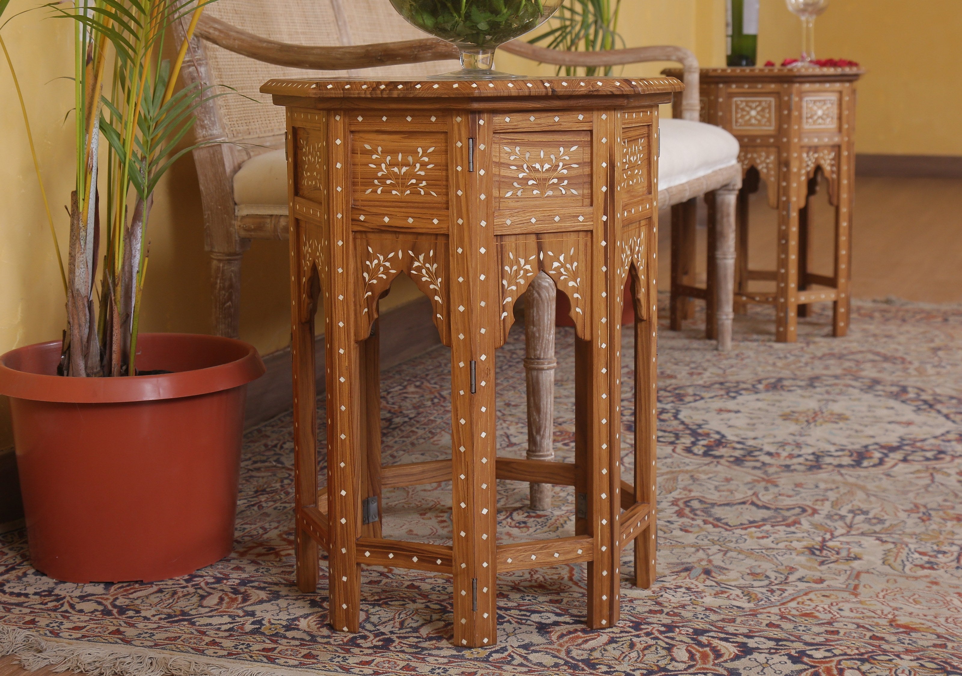 Simo Table