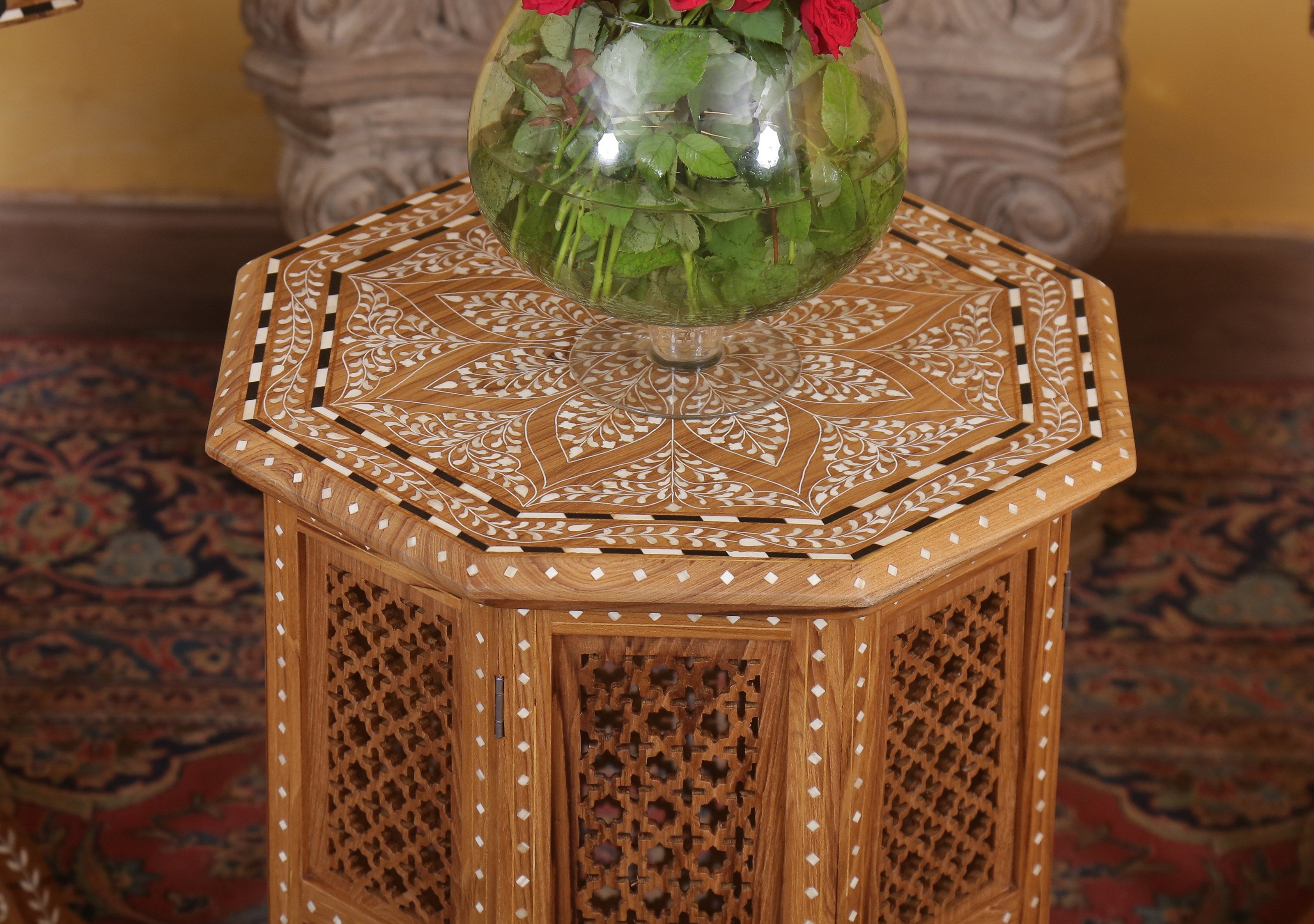 Chakir Table