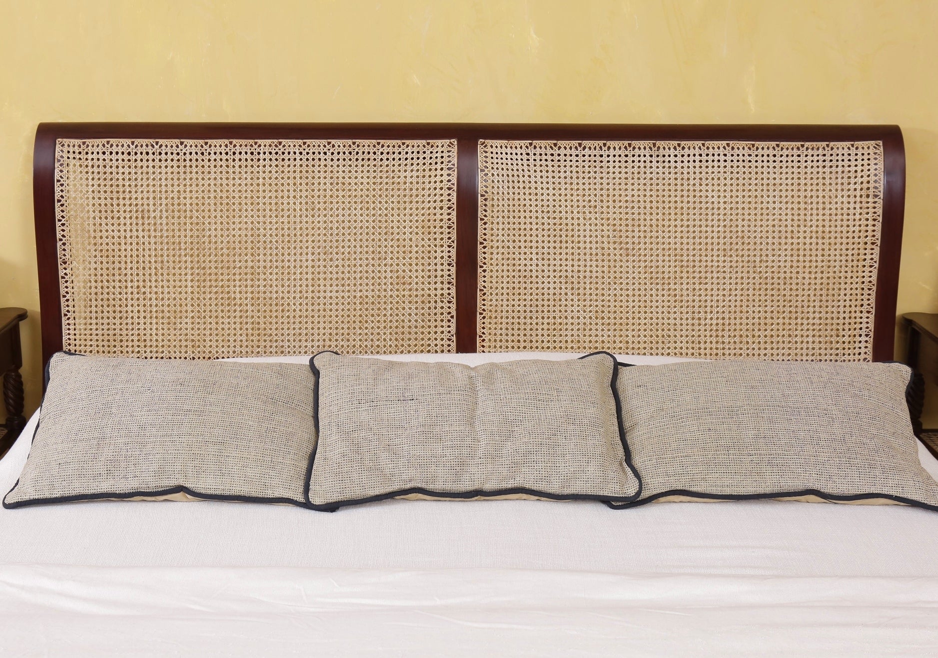 Hobart Sleigh Bed