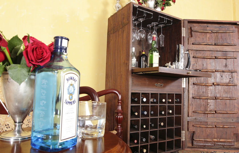 Durven Antique Door Bar
