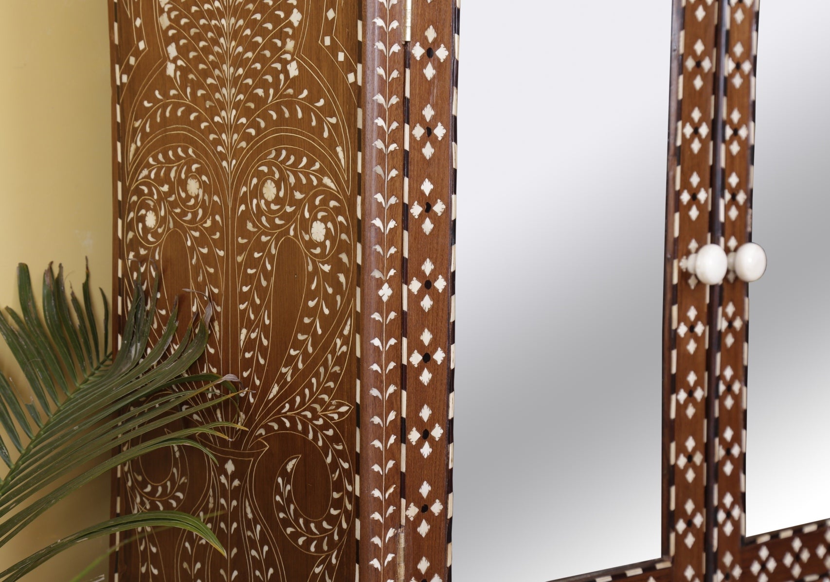 Dotin Inlaid Cabinet
