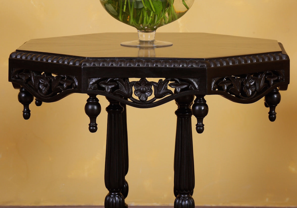 Cristobal Table