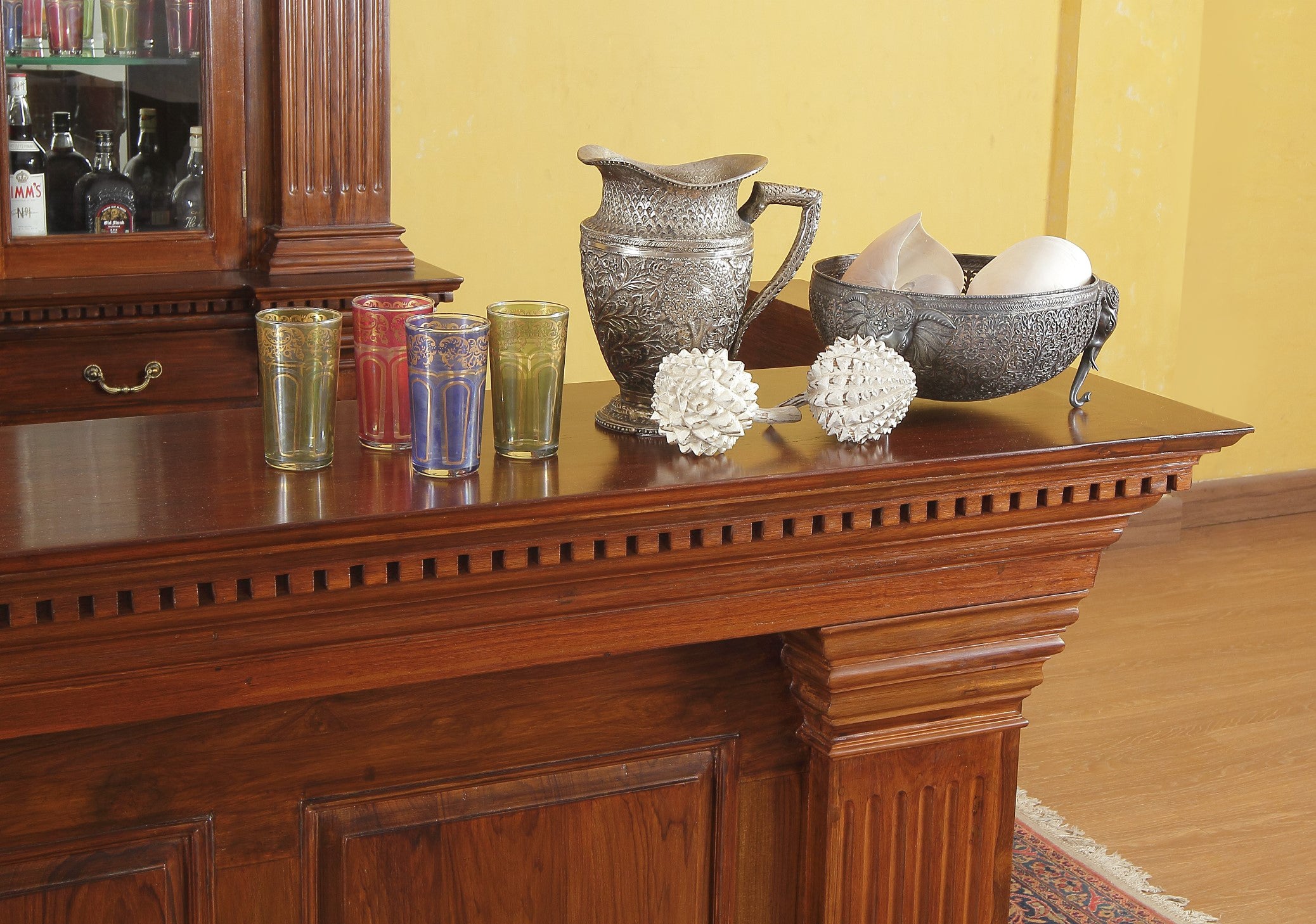 Torrington Bar Counter