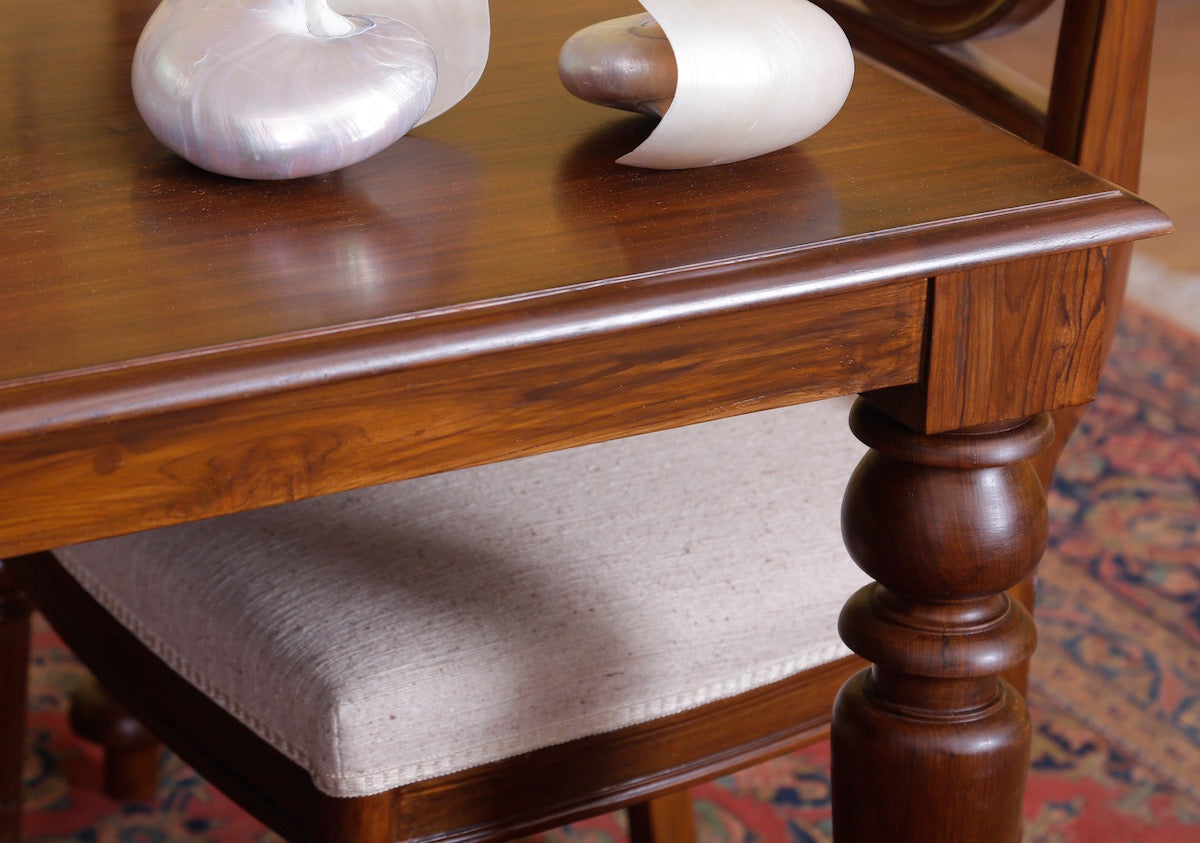 Delgadiello Dining Table