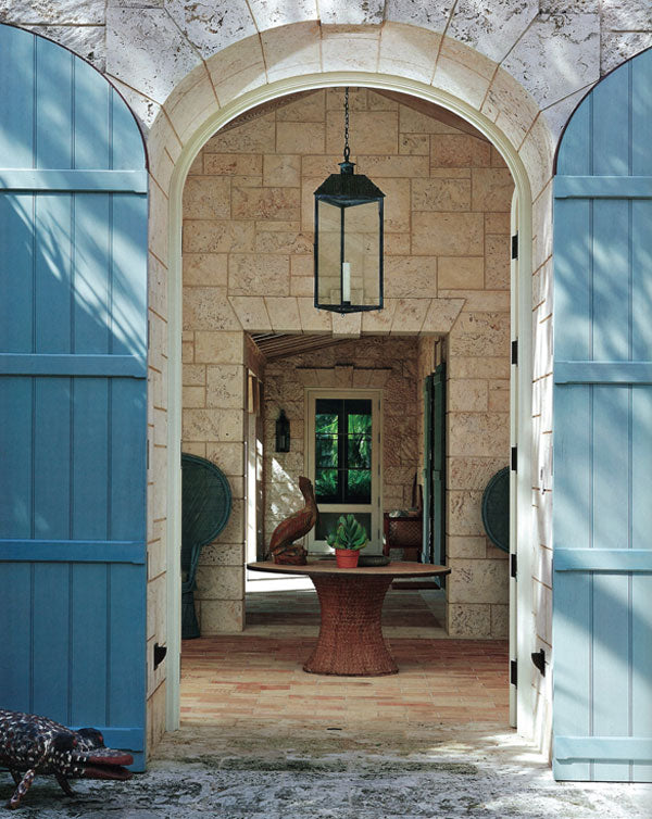Tom Scheerer Decorates