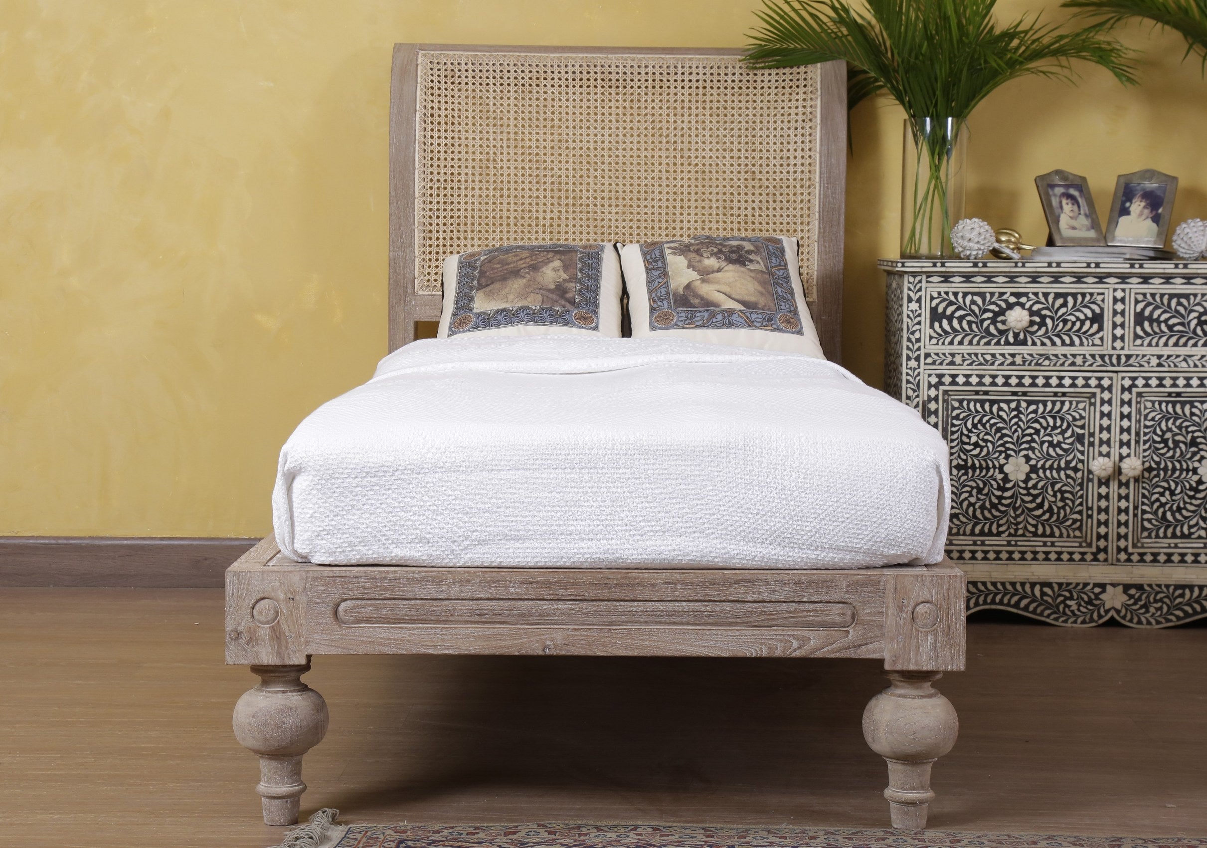 Jerningham Twin Bed