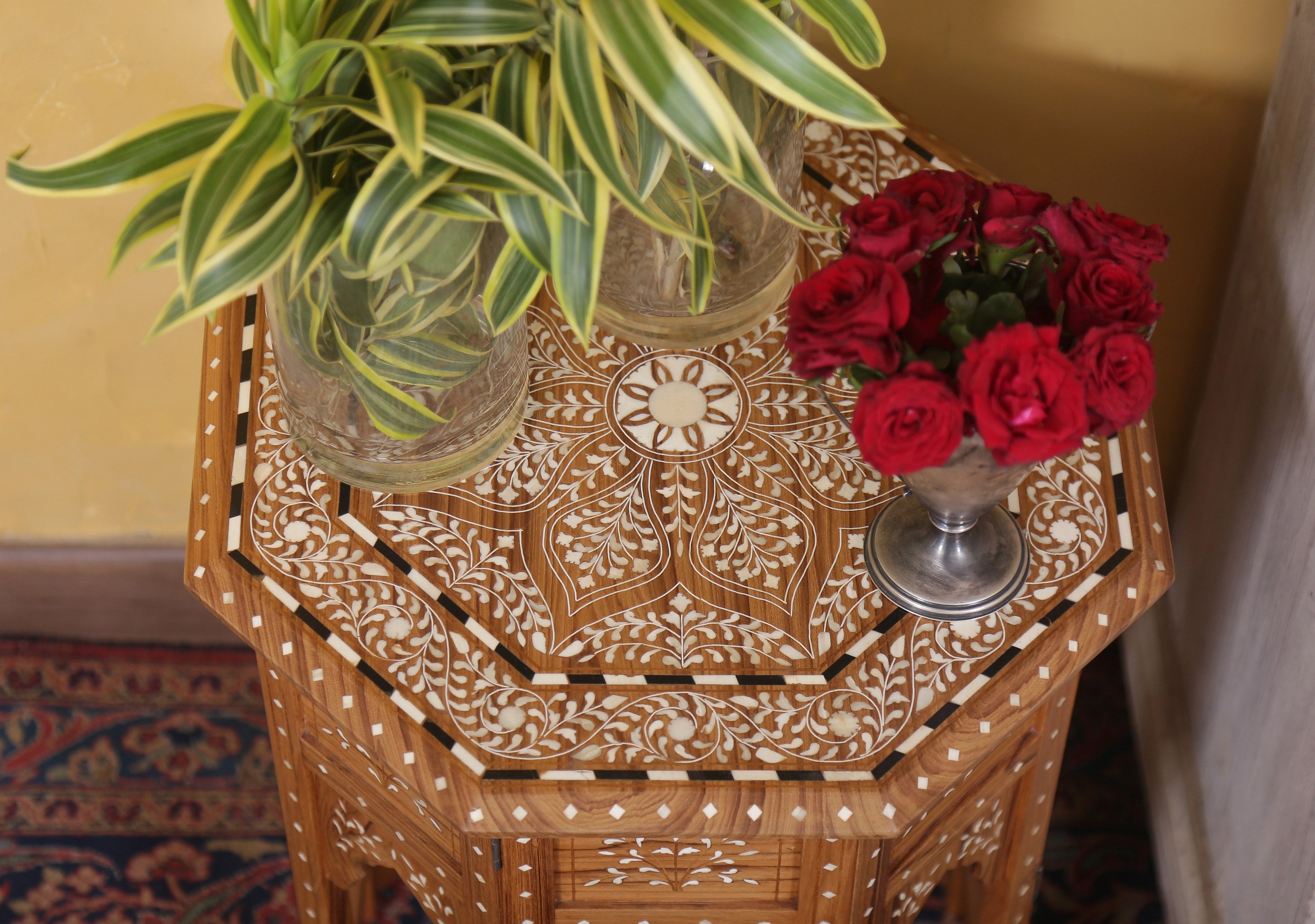 Simo Table