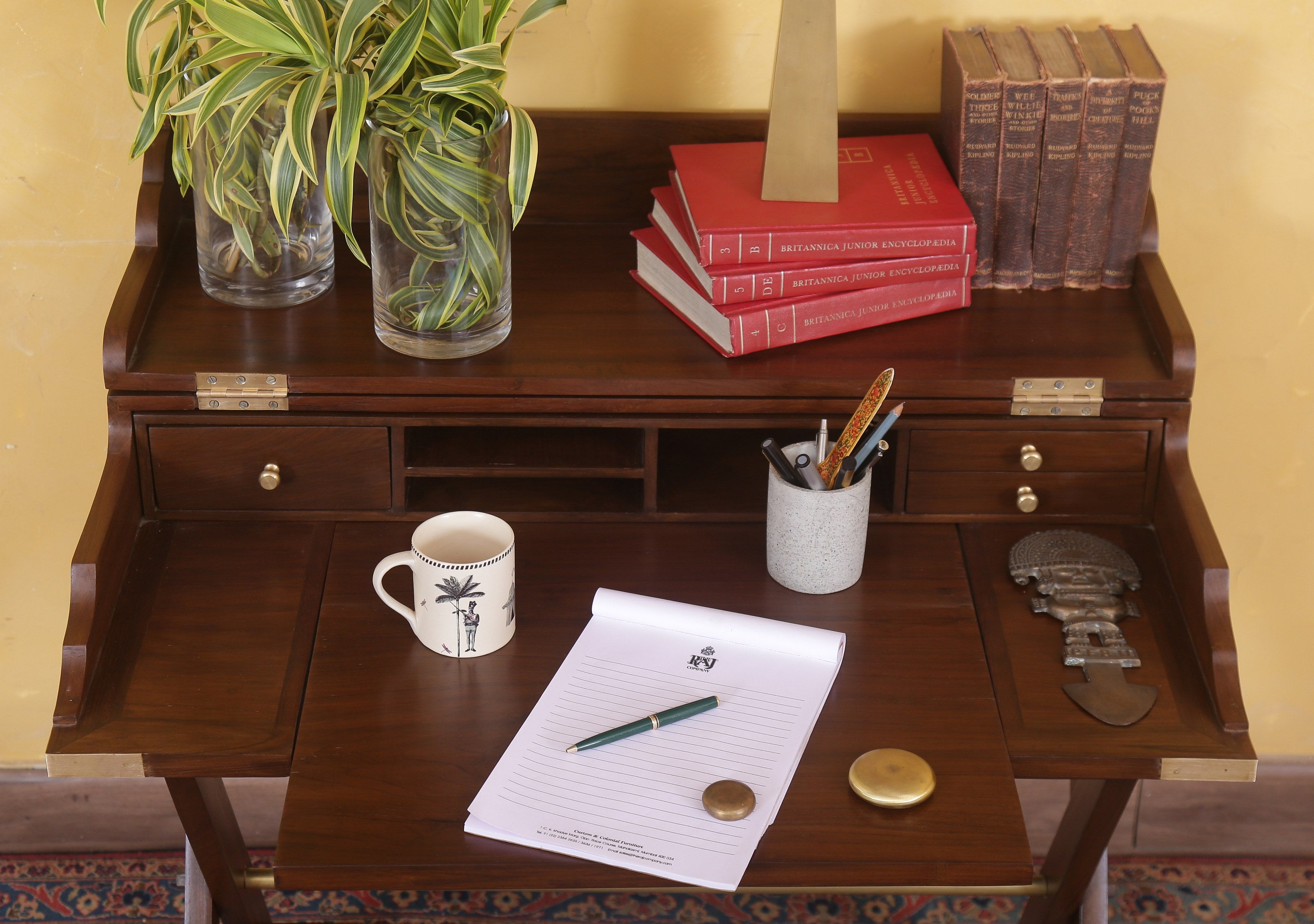 Rushden Desk