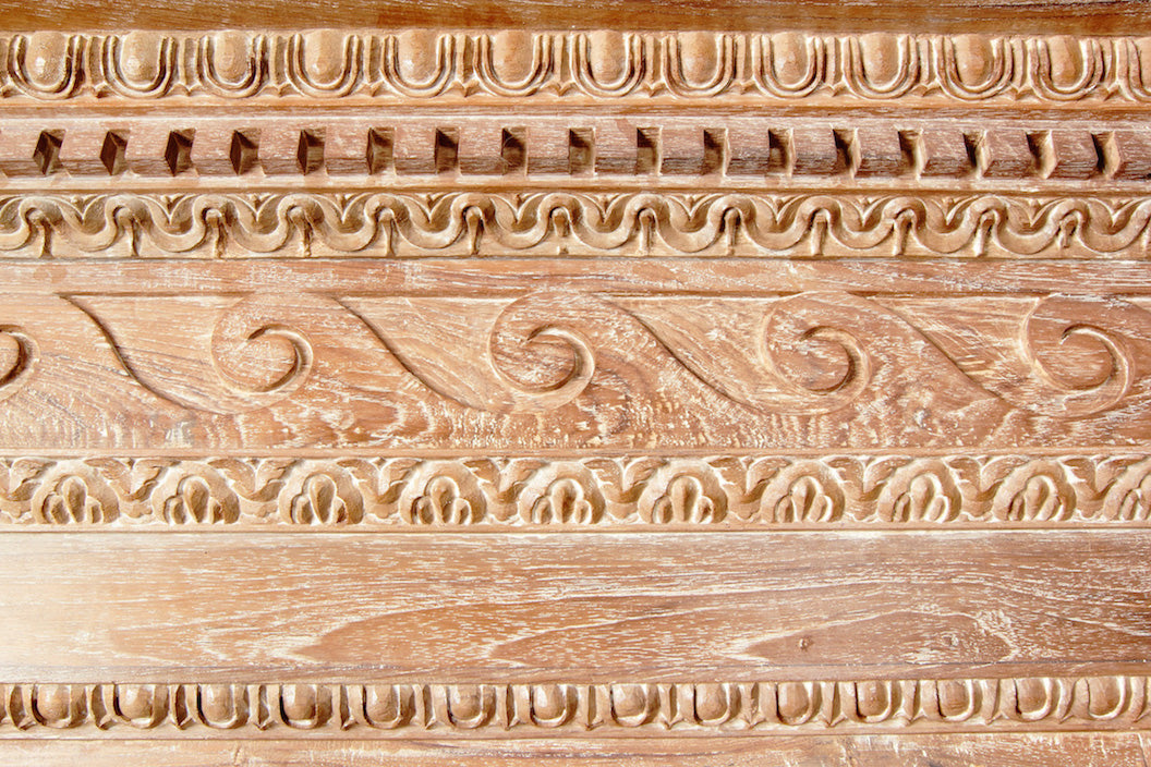 Hennessy Neptune Cabinet