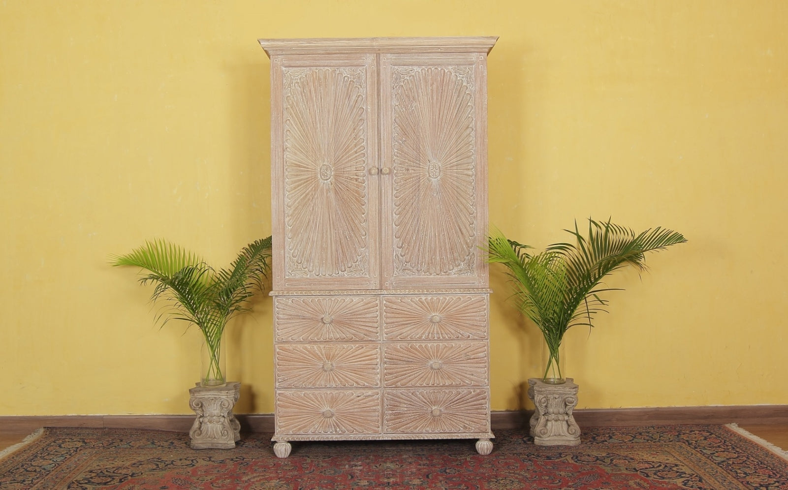 Tennent Armoire