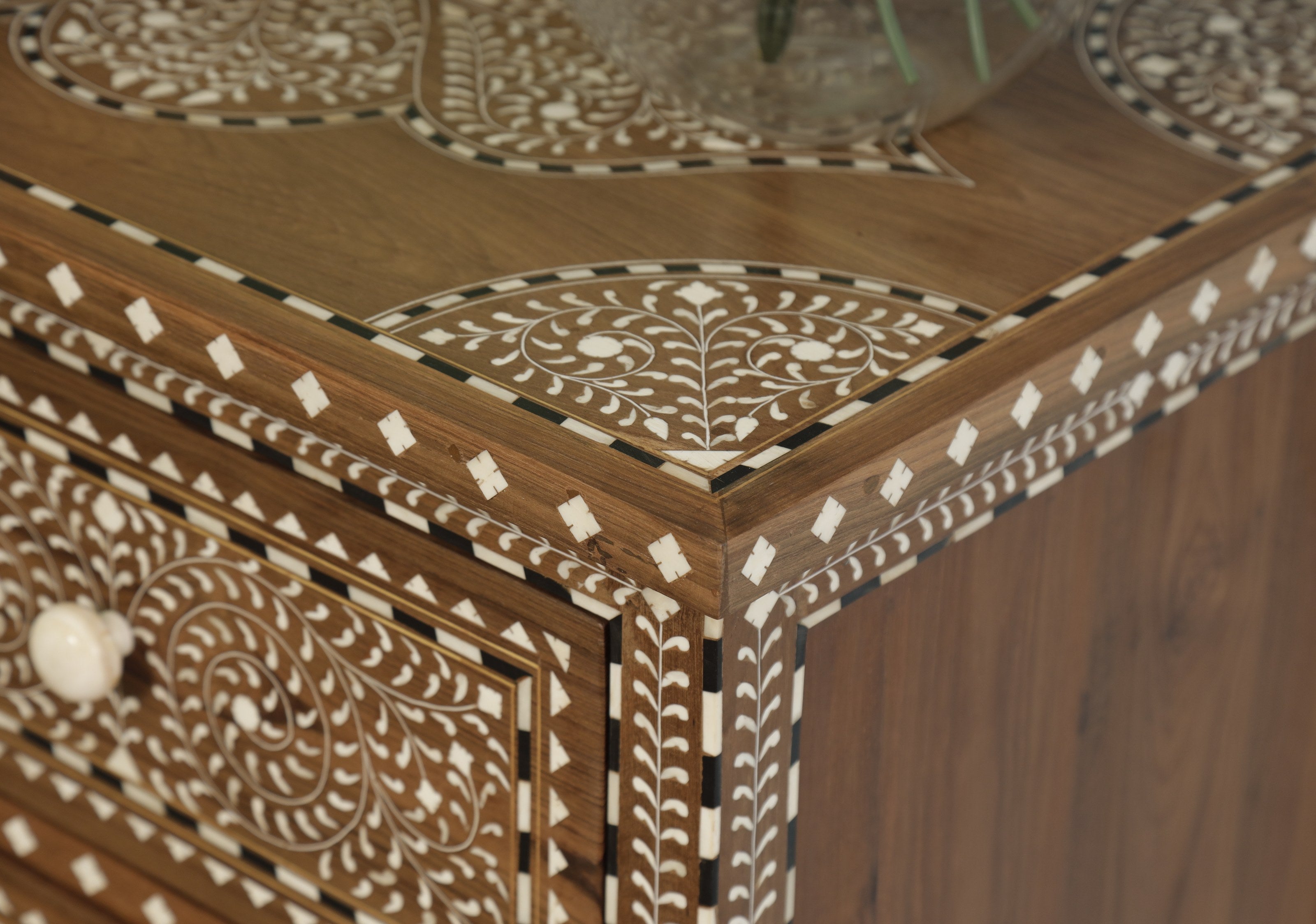 Solari Chest of Drawers
