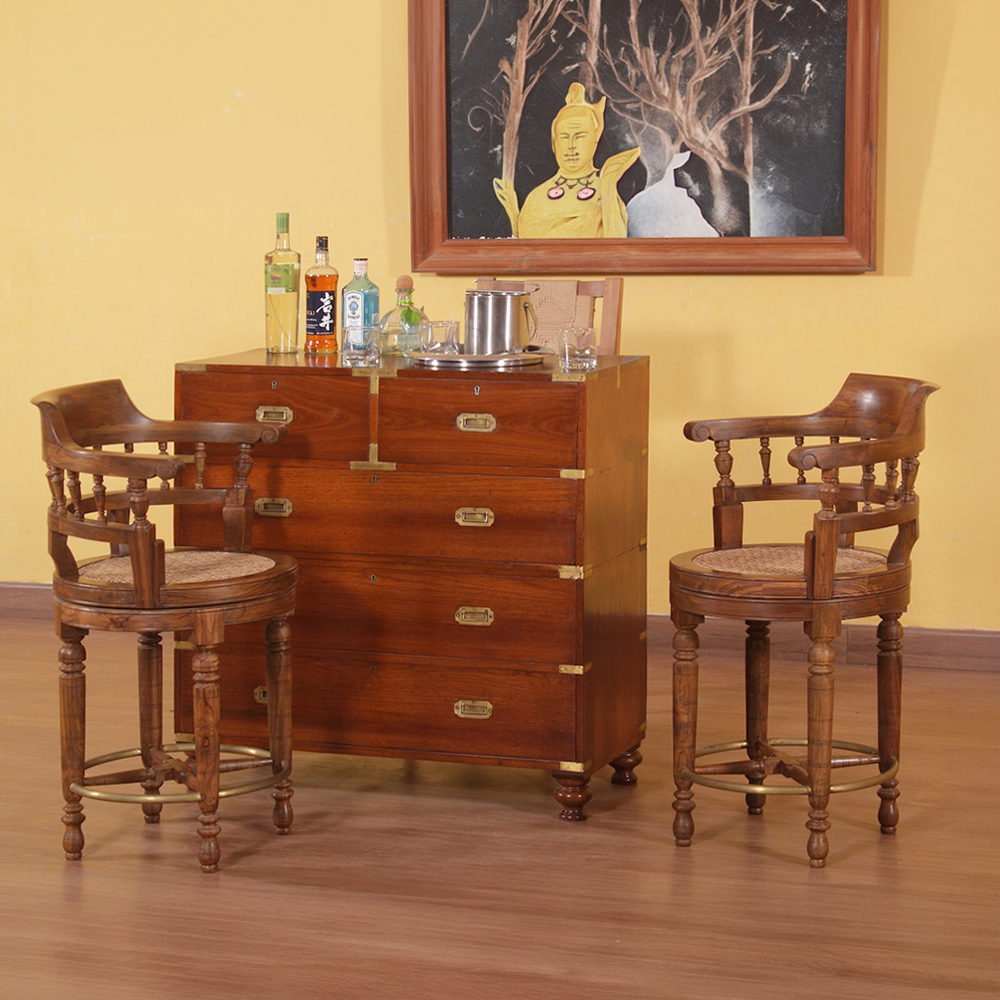 Maud Revolving Barchair