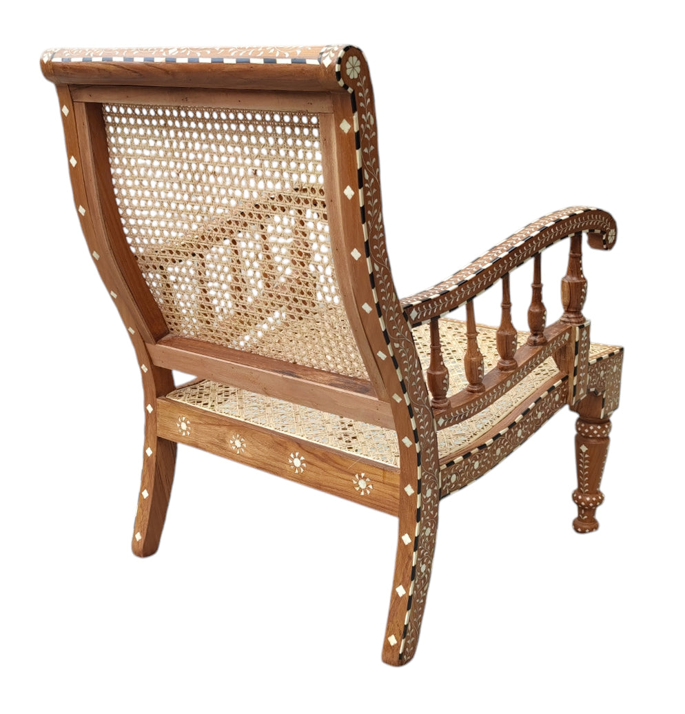 Methun Lounge Chair