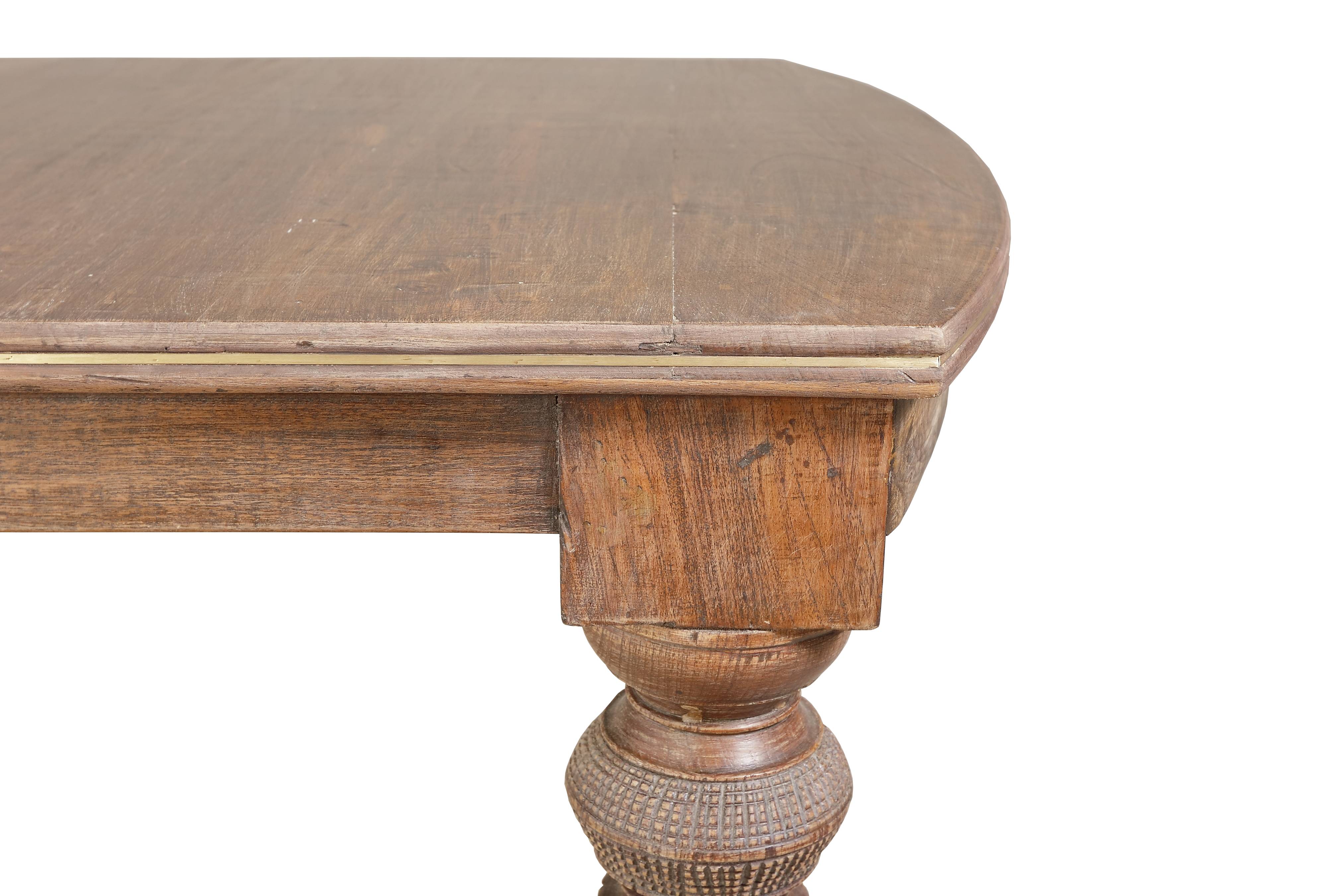 Gretton Dining Table