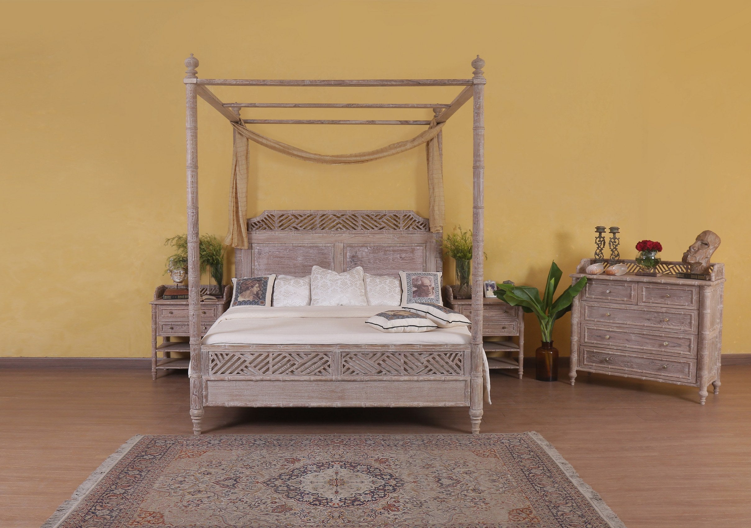 Curacao Bamboo Poster Bed