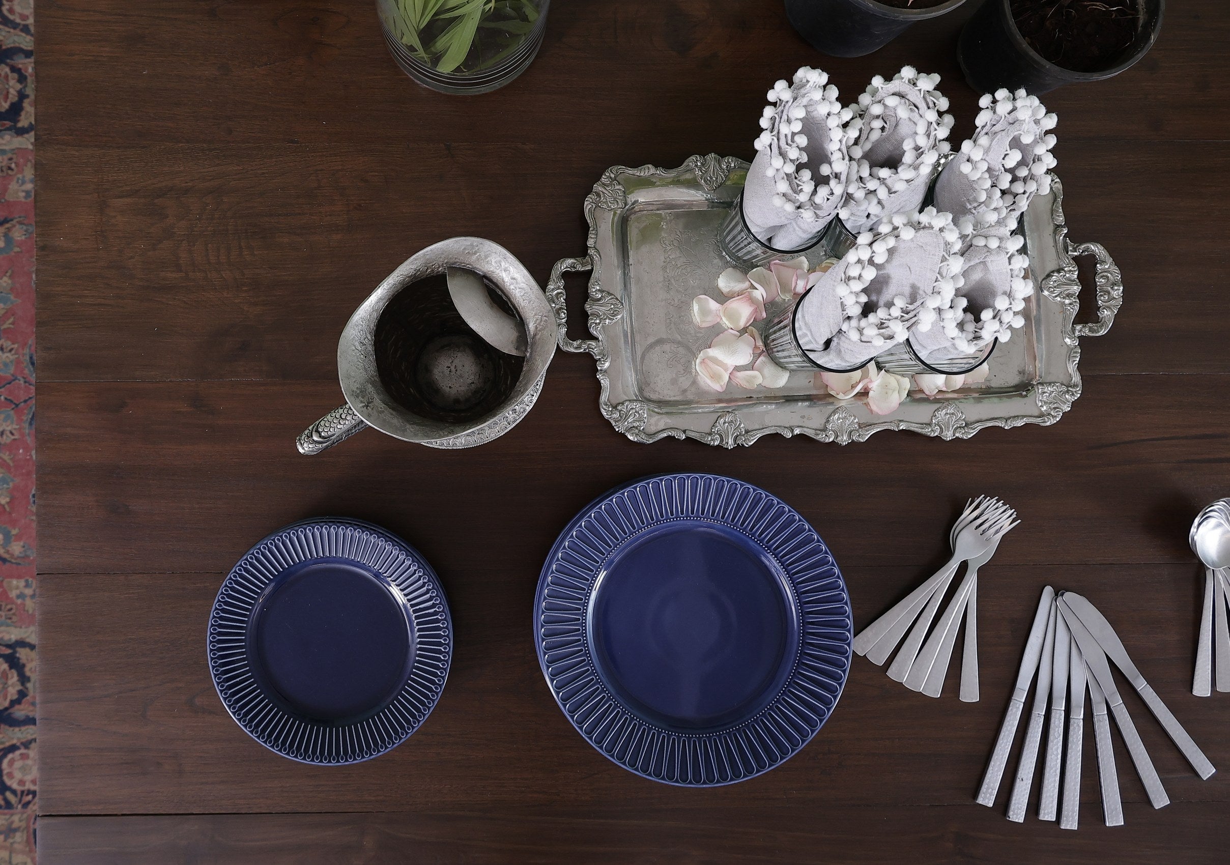Rakotov Breakfast Table
