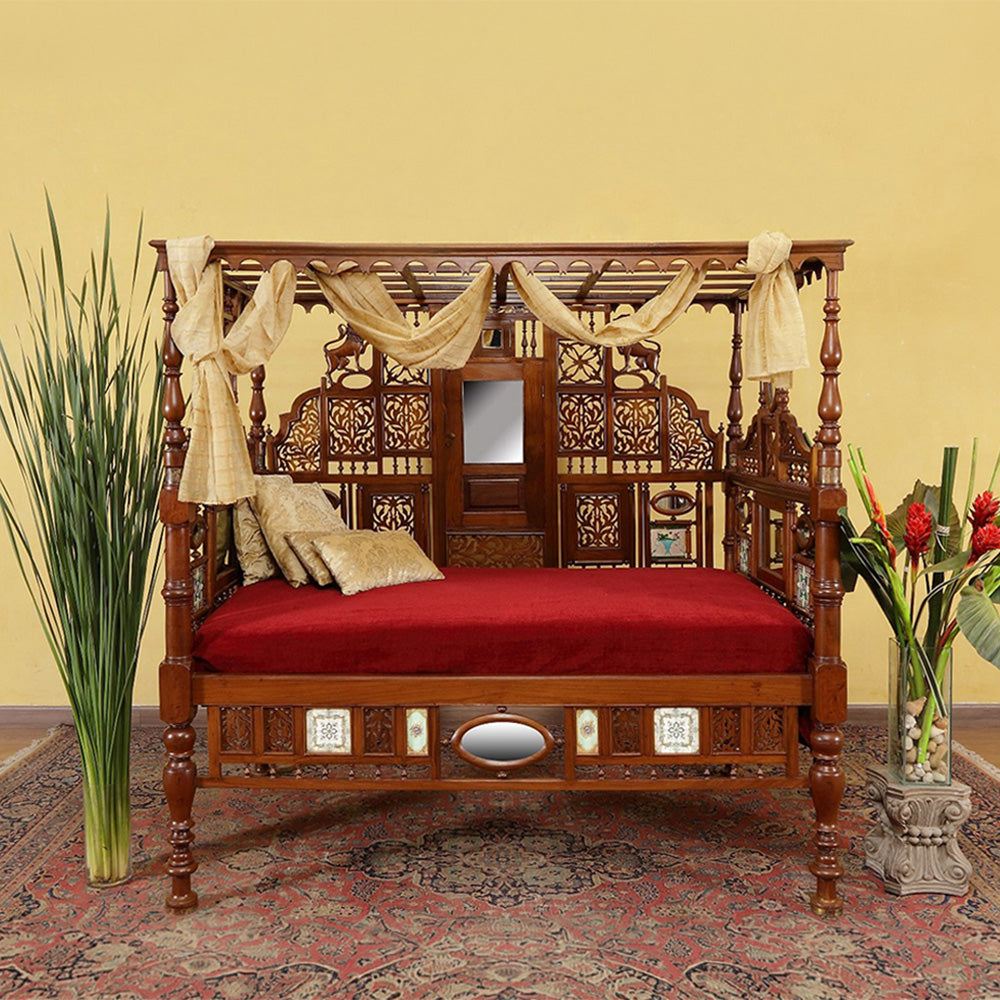 Victor Day Bed