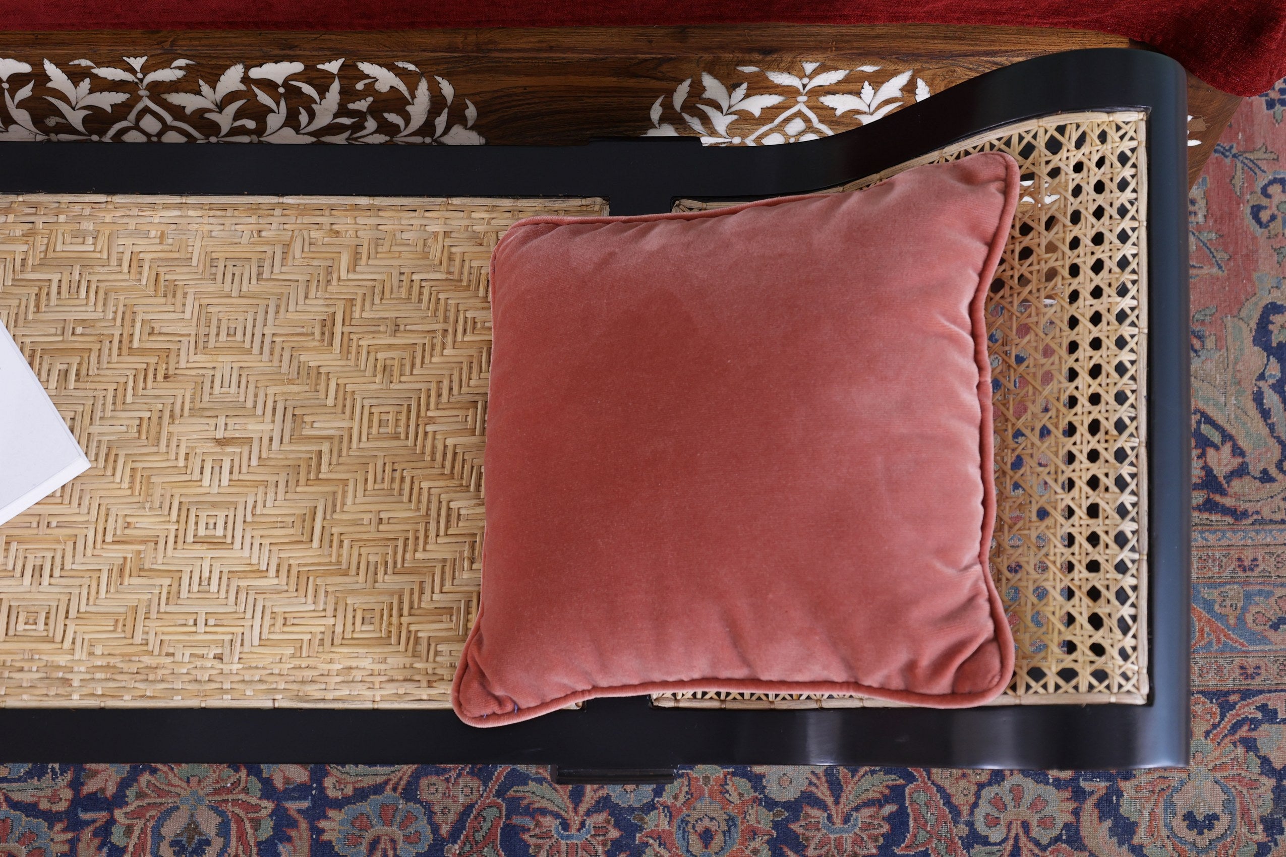 Athanaze Bench