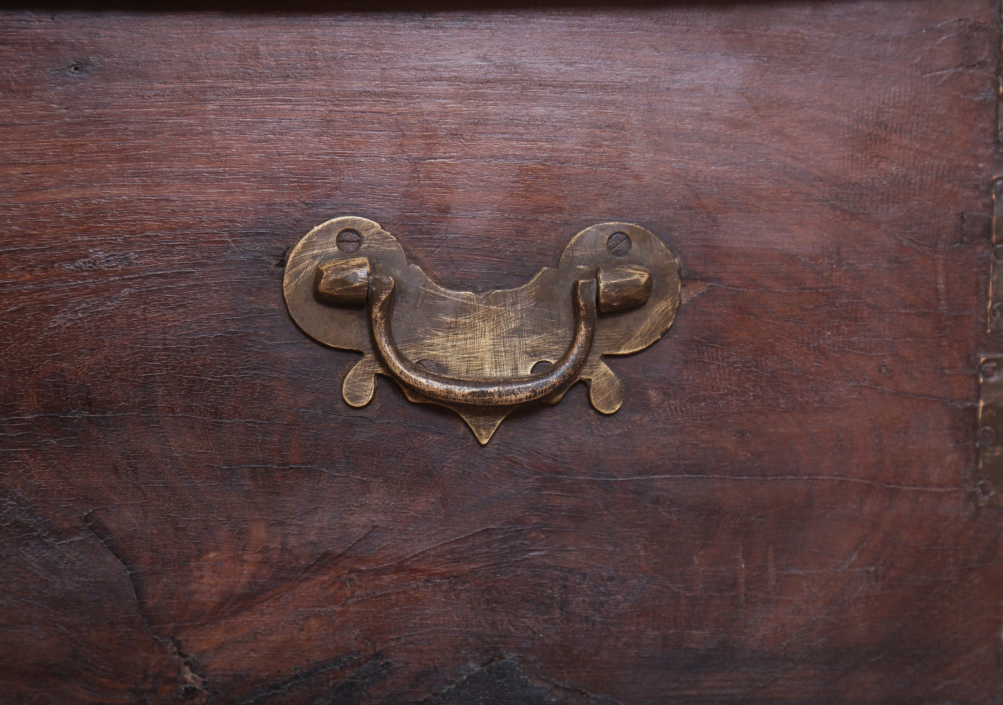 Langdon Antique Chest