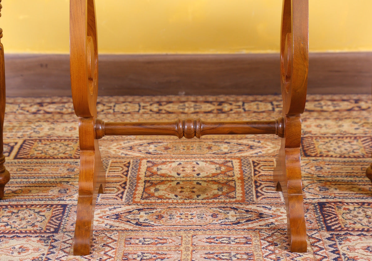 Chavonnes Chess Table
