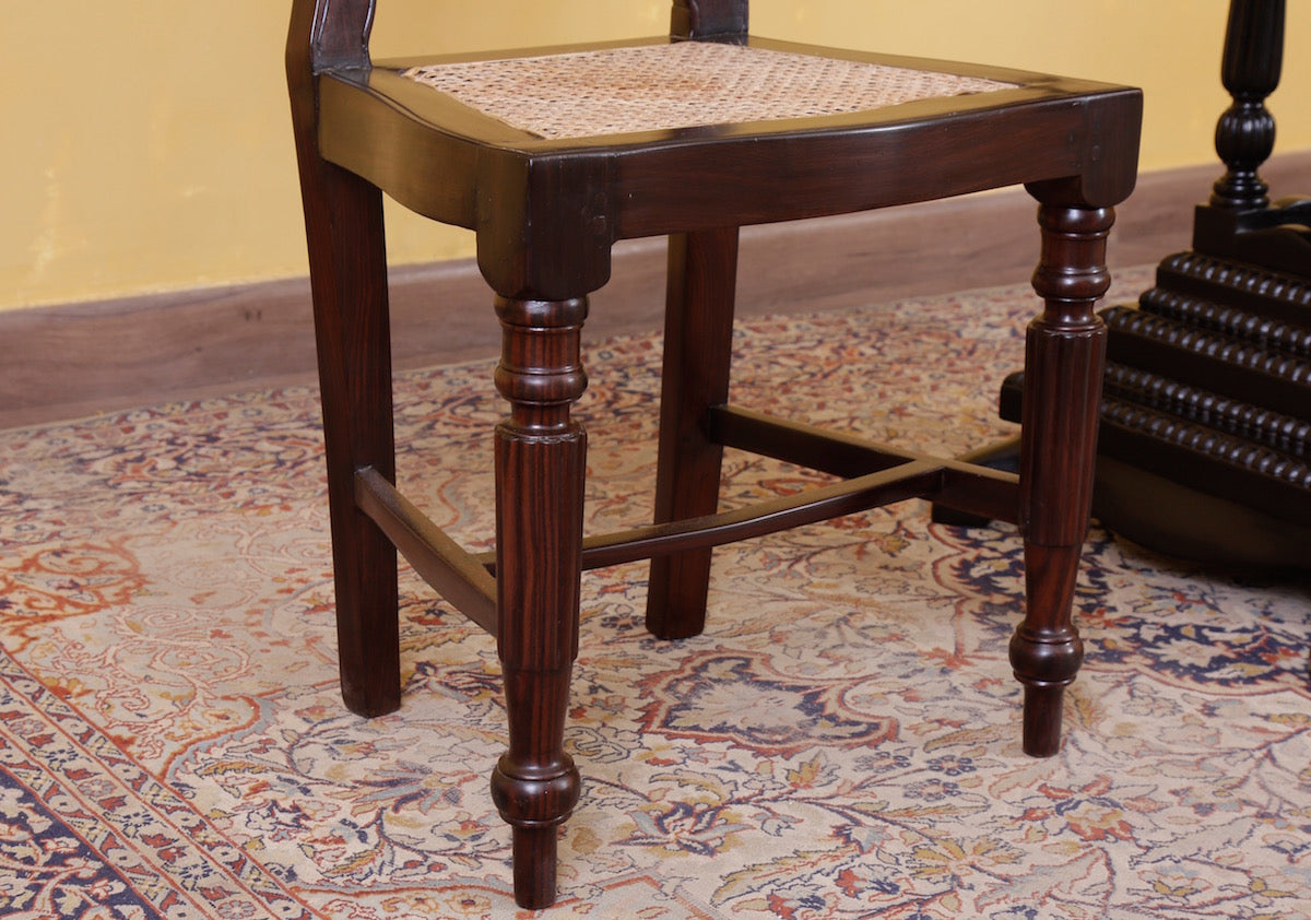 Hernan Chair