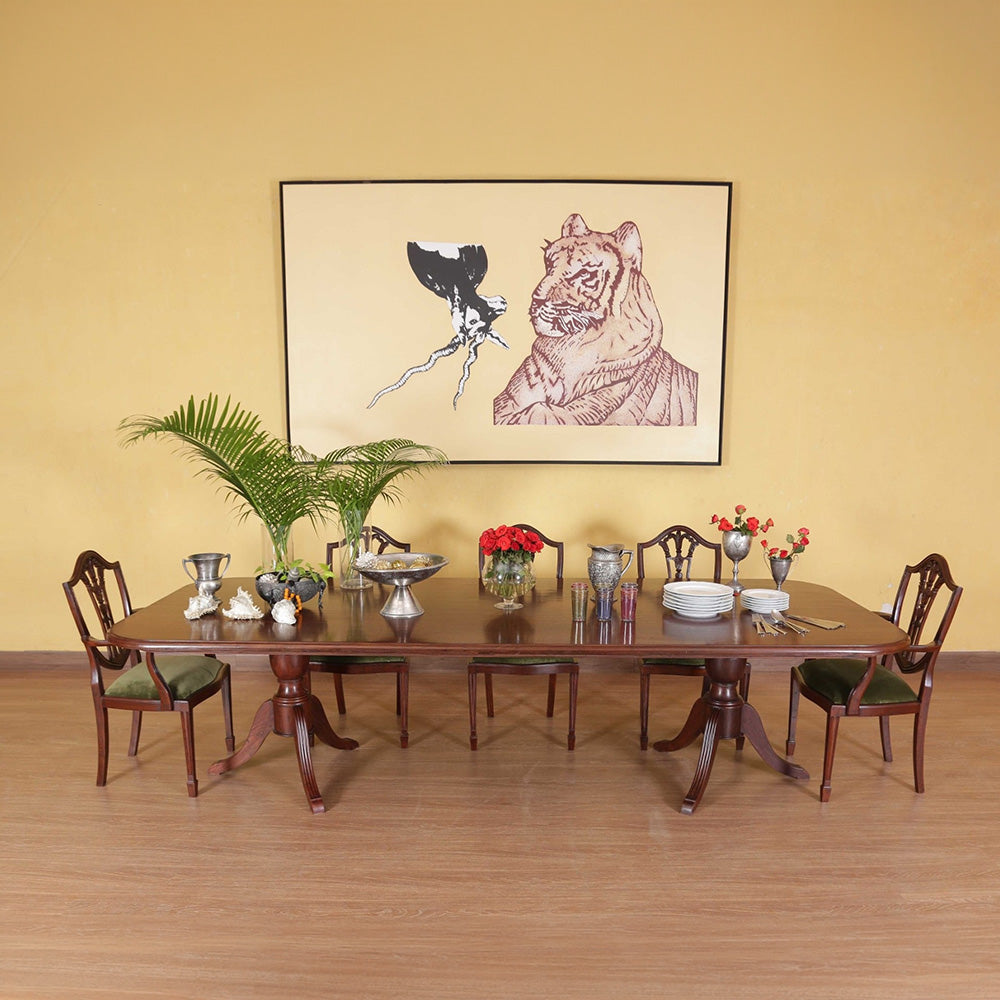 Constans Dining Table