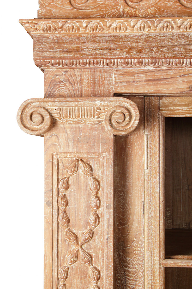 Hennessy Neptune Cabinet