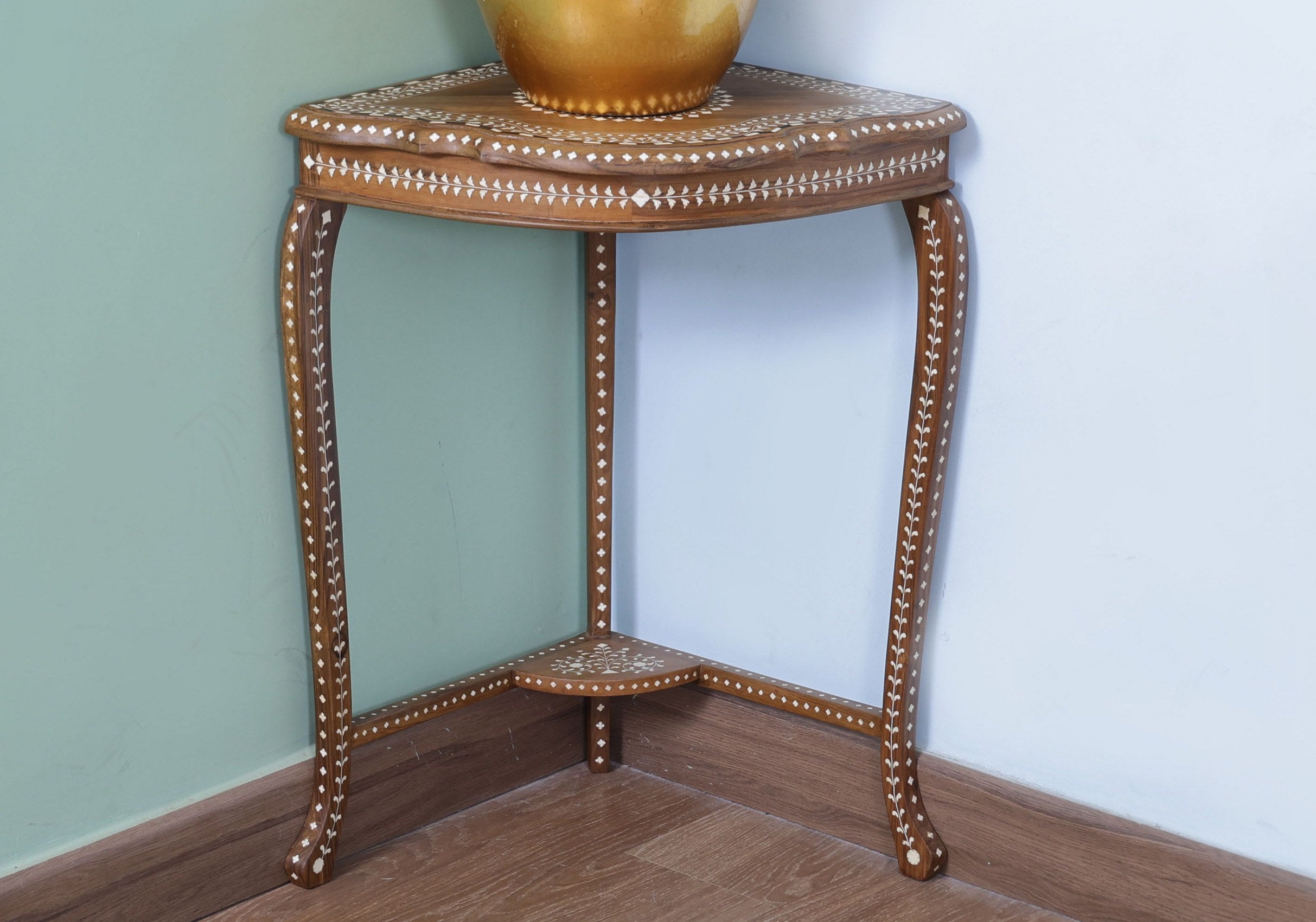Pringel Console Table