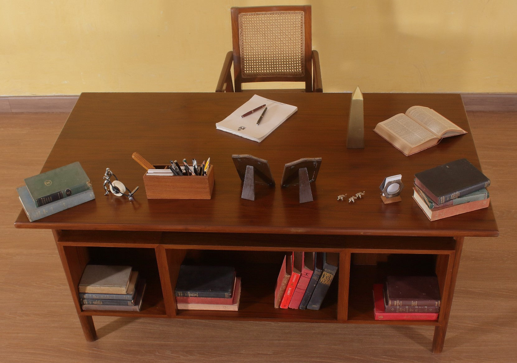 Wilberforce Desk