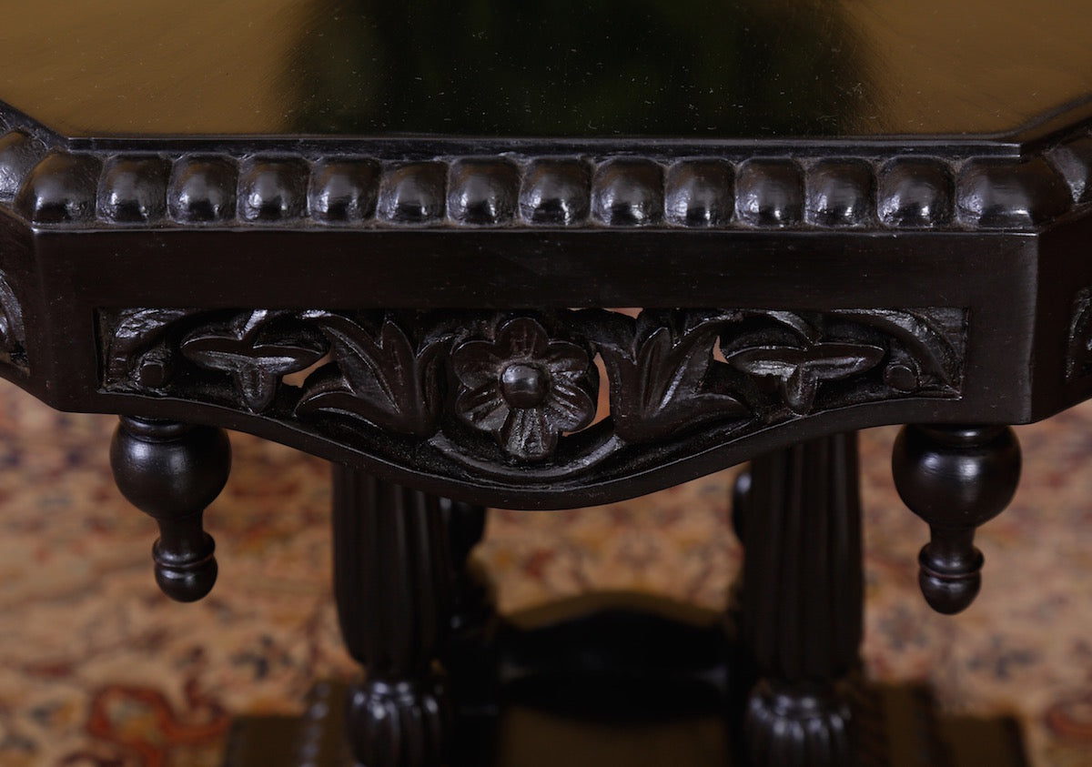 Cristobal Table