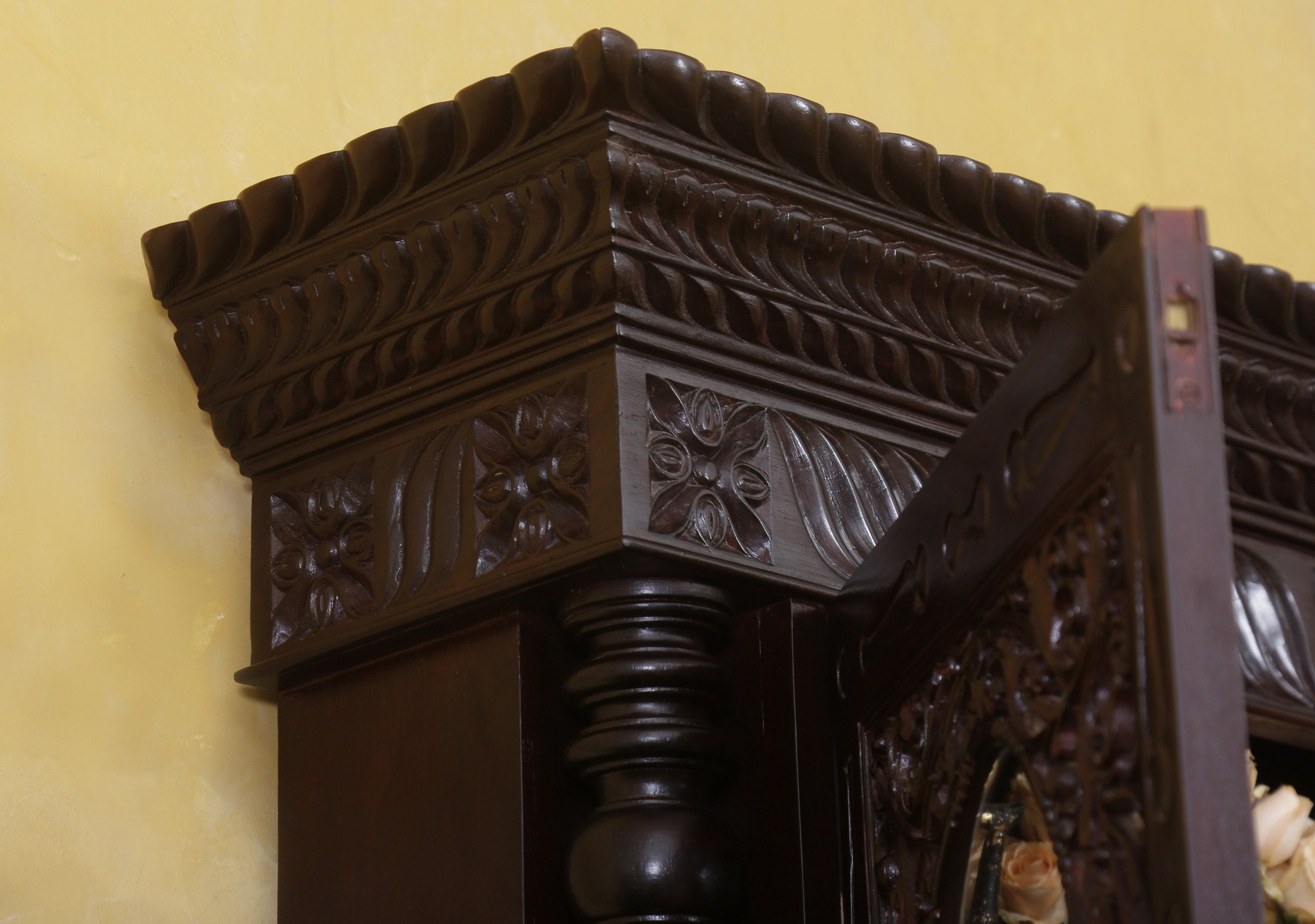 Gordonstoun Antique Bureau