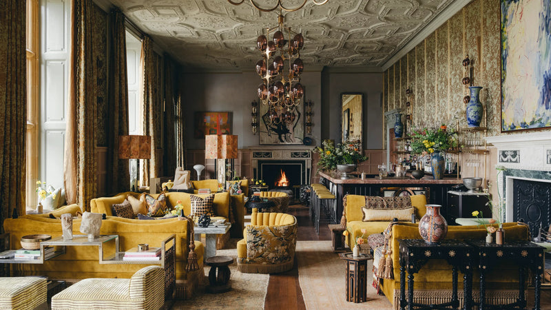 Estelle Manor: English Fairytale Cotswolds Estate Reimagined