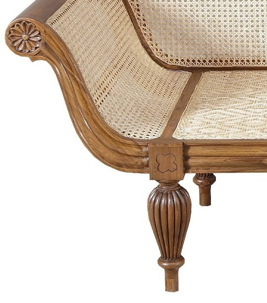 Slacke Divan