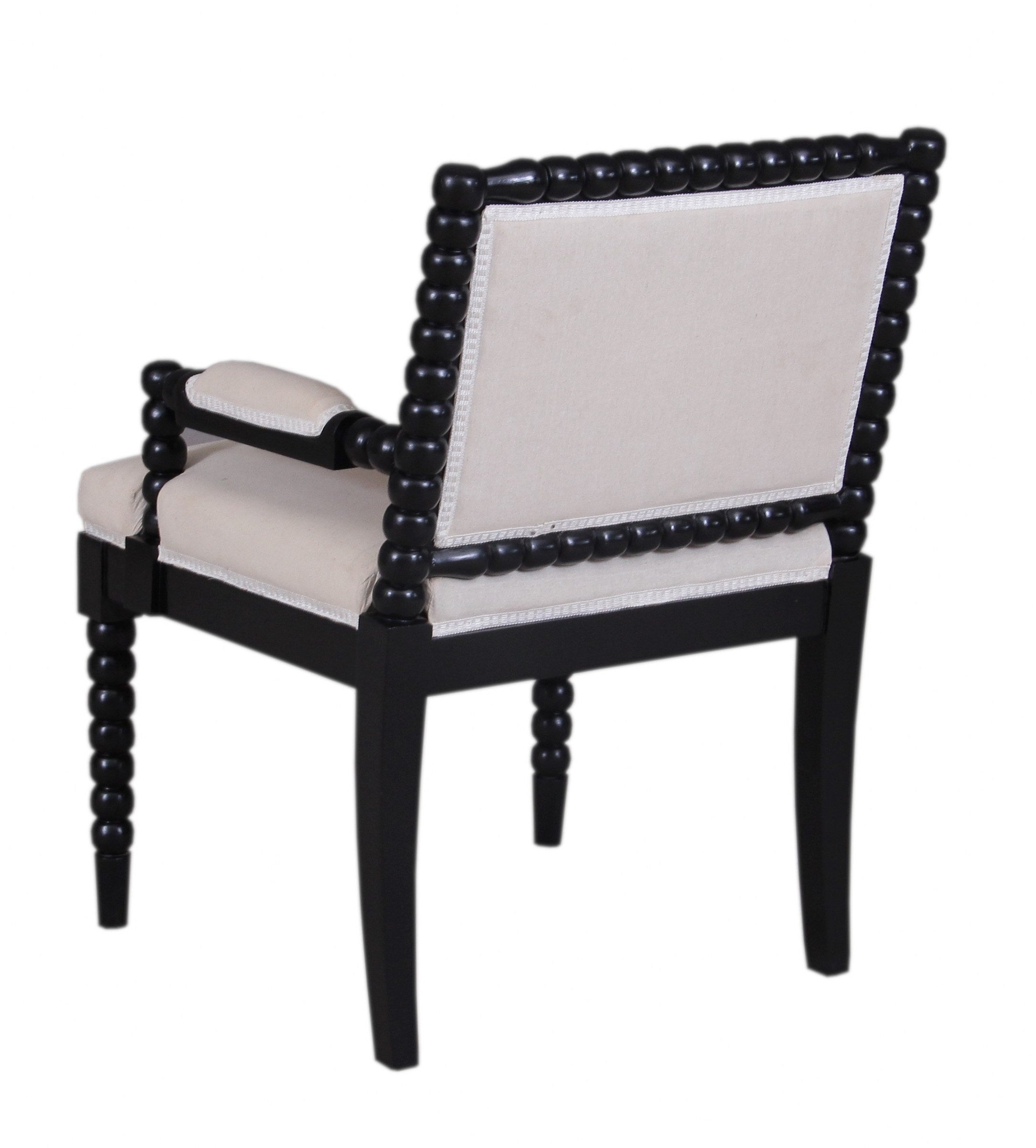 Philias Side Chair
