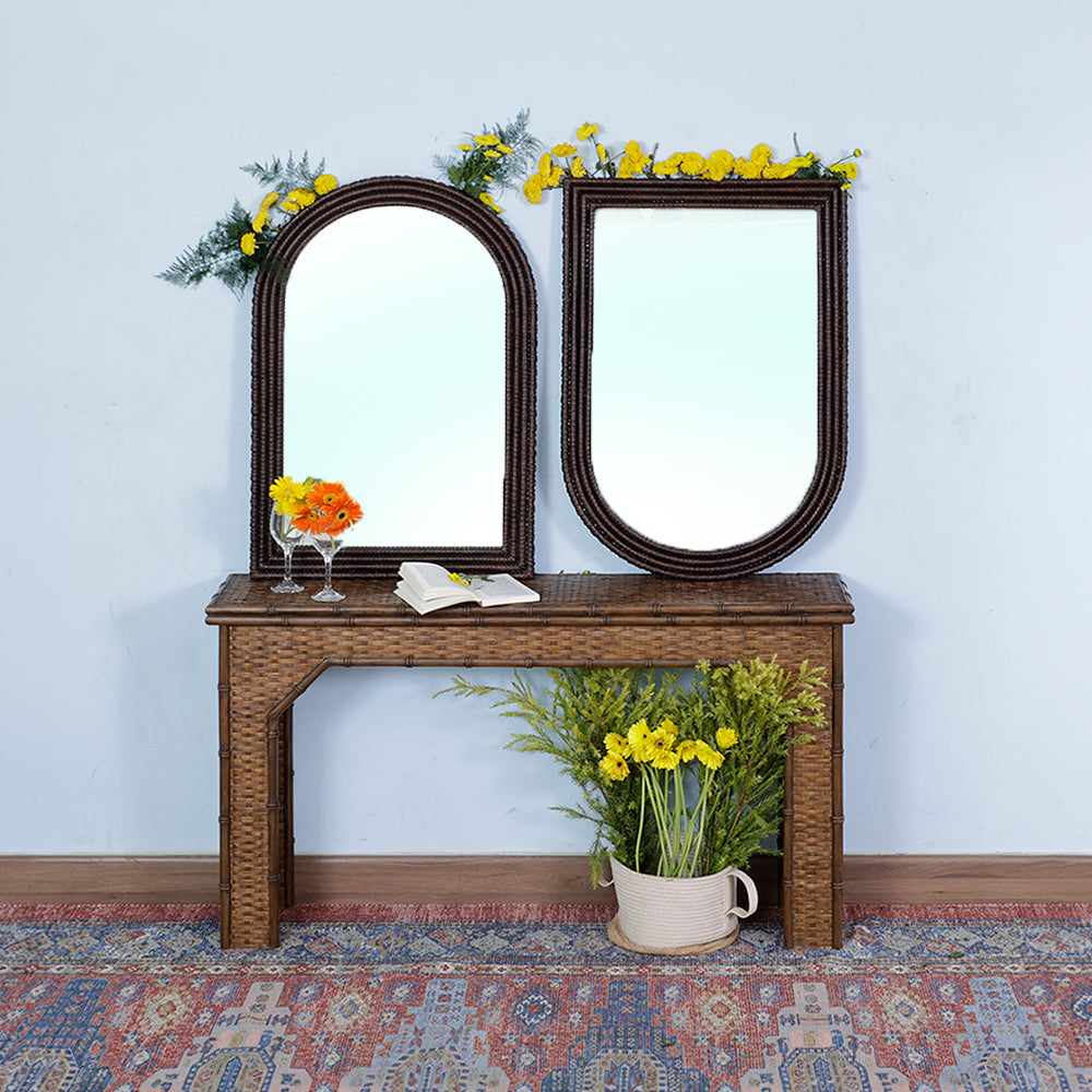 Armenio Rattan Console