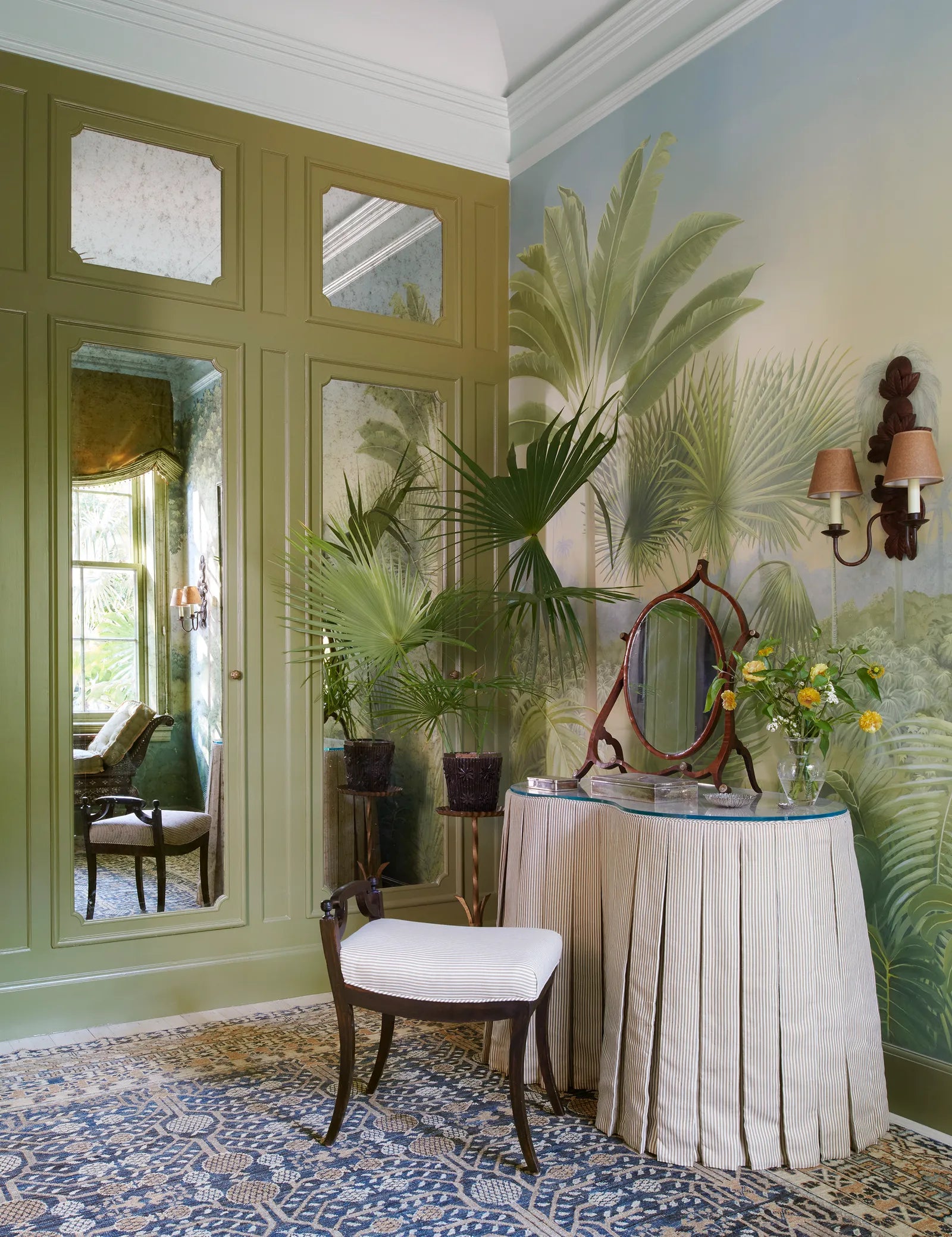 Crafting Elegance for a Palm Beach Residence