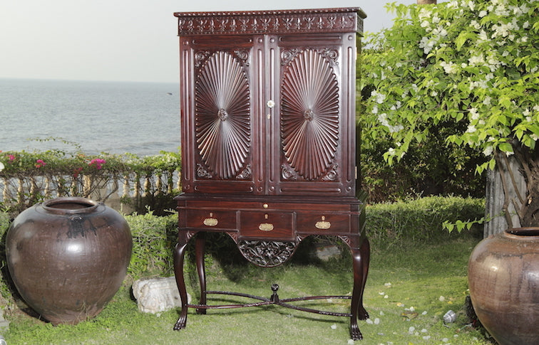 Turnquest Antique Rosewood Bar
