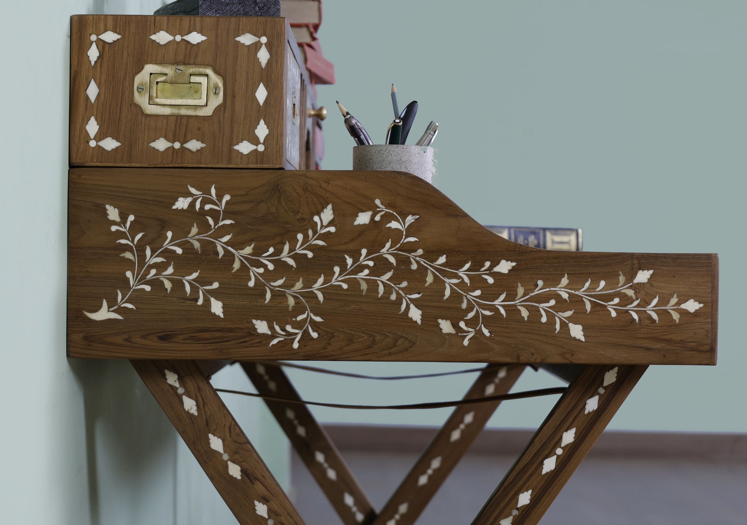 Stein Desk