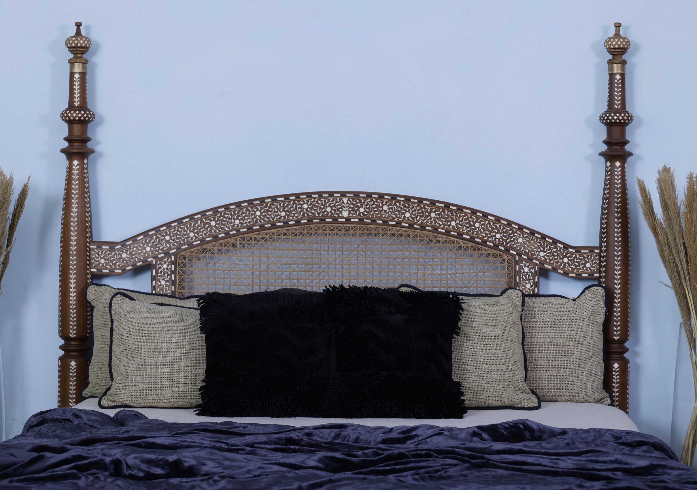 Downing Poster Bed