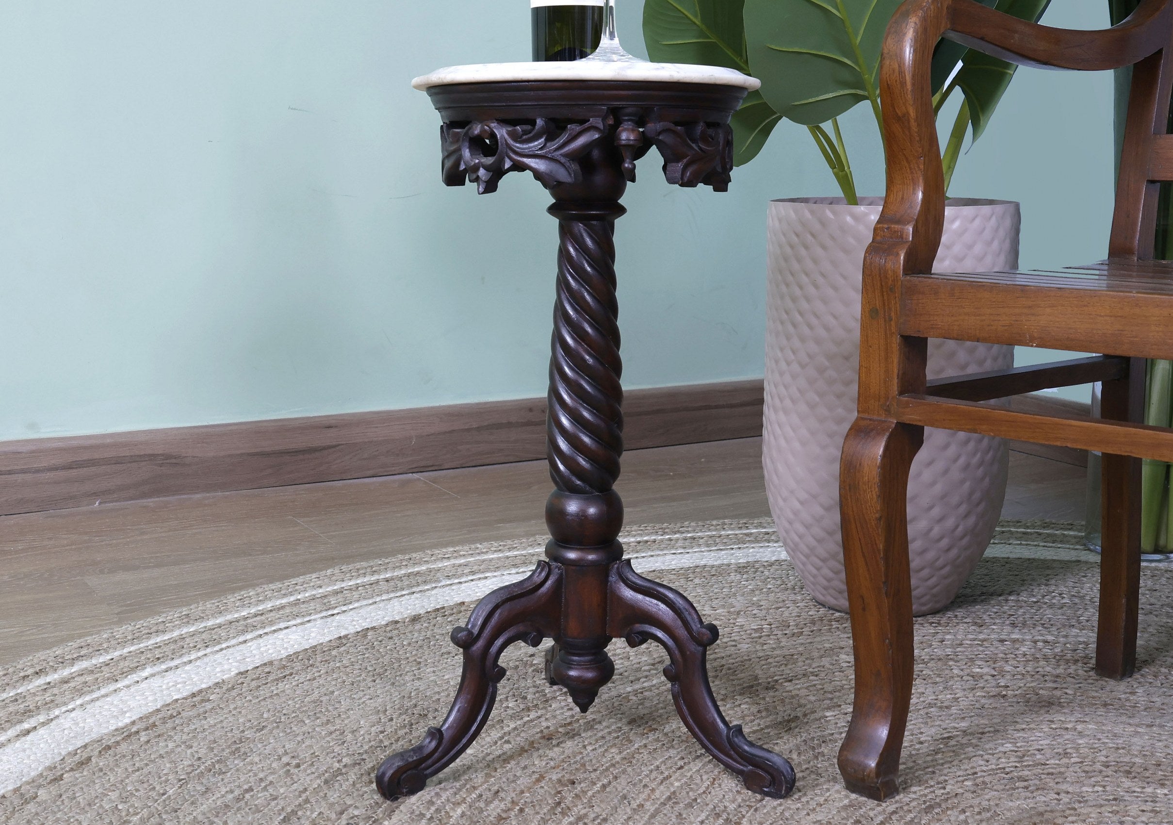 Gonville Table