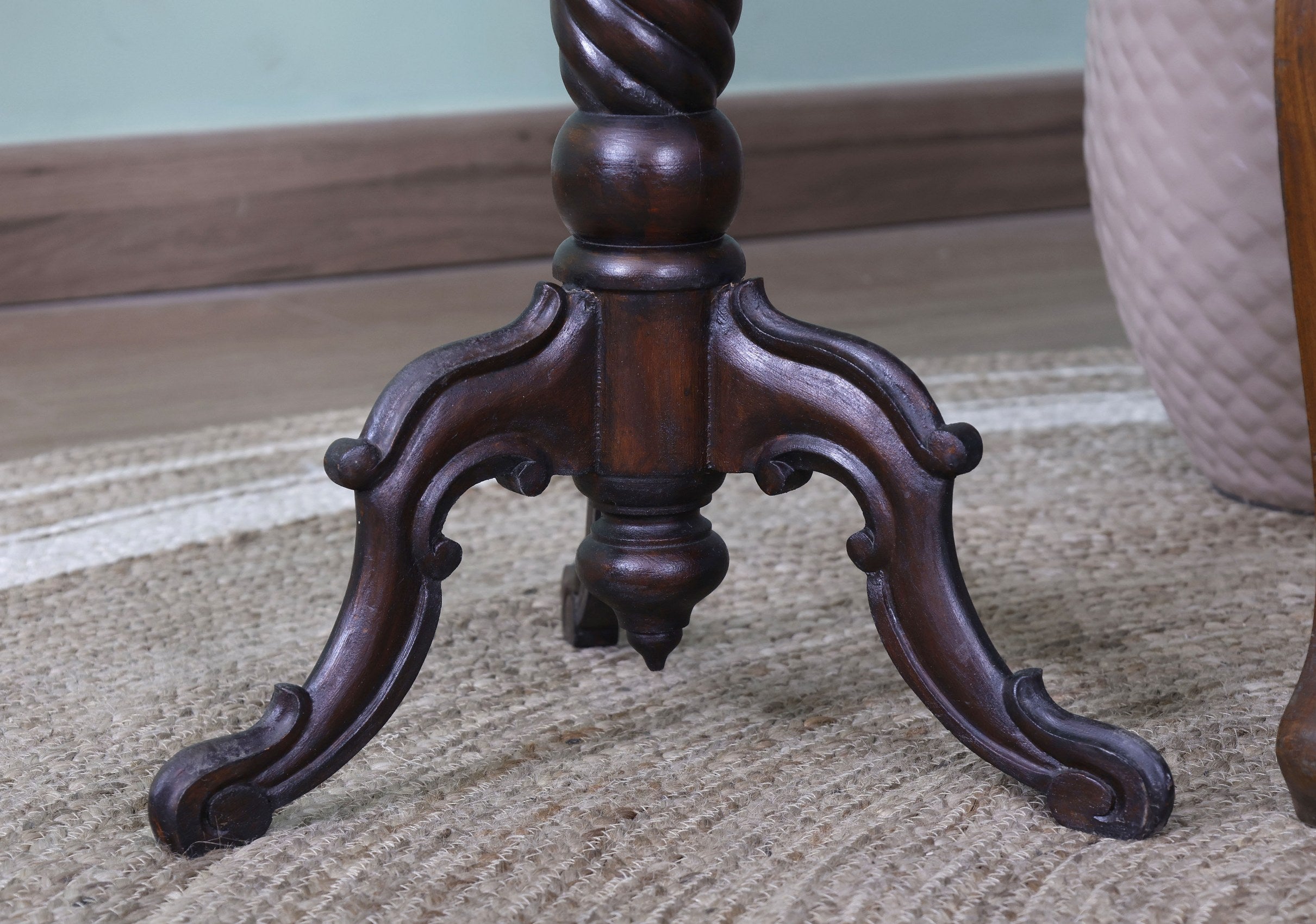 Gonville Table