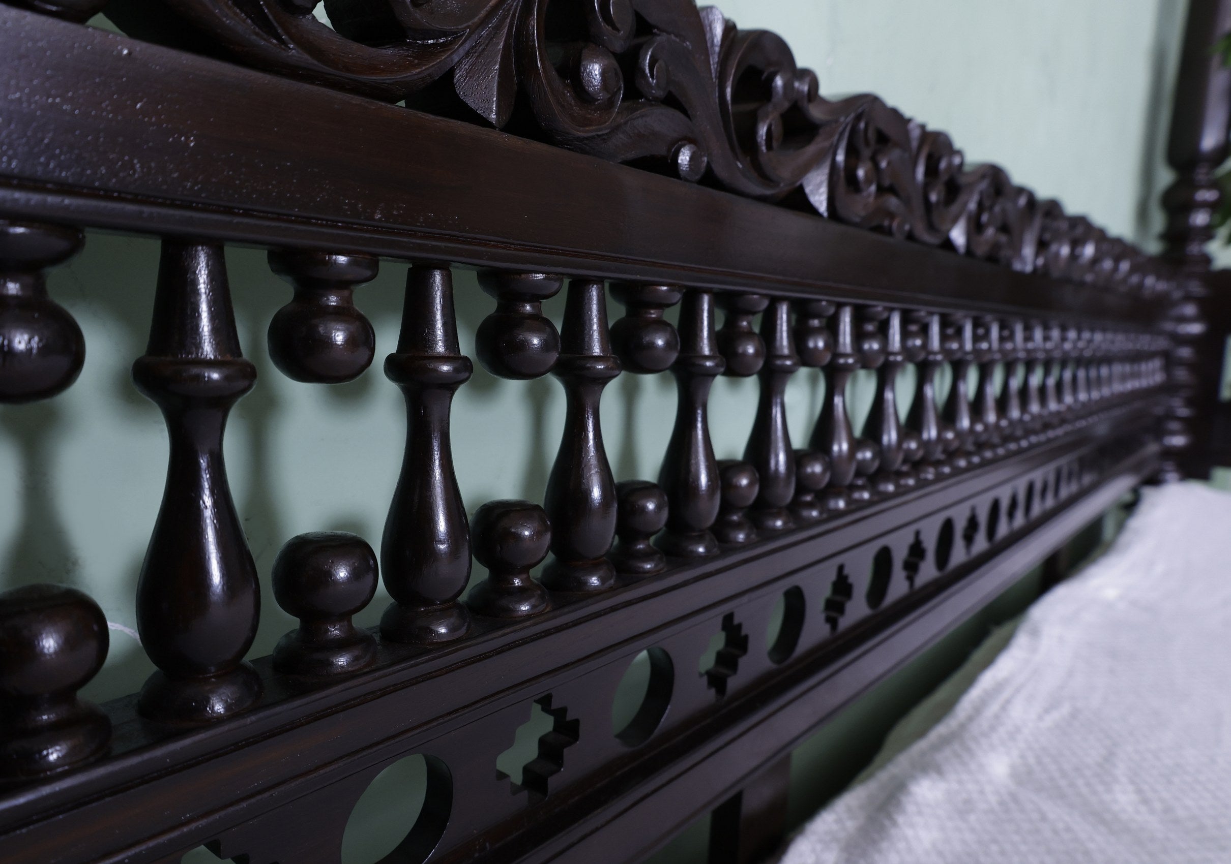 Kerr Day Bed
