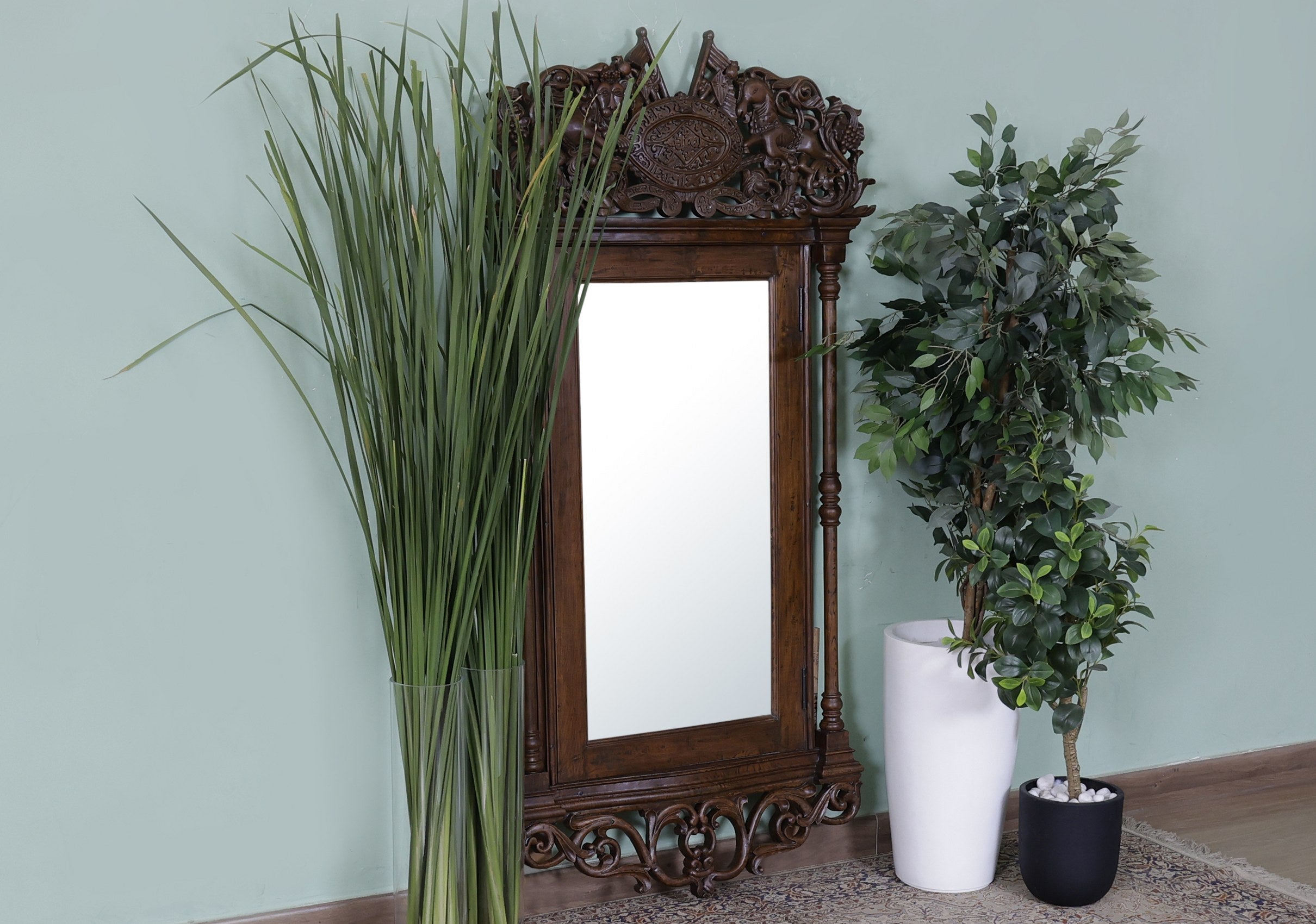 Haskard Mirror Frame