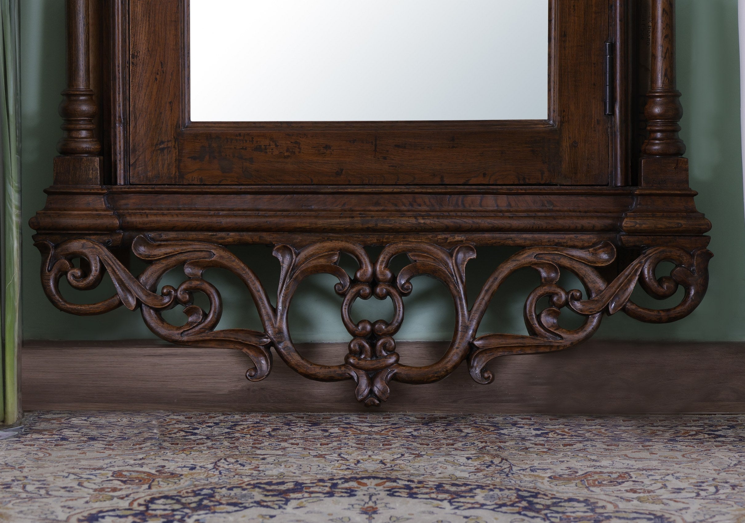 Haskard Mirror Frame